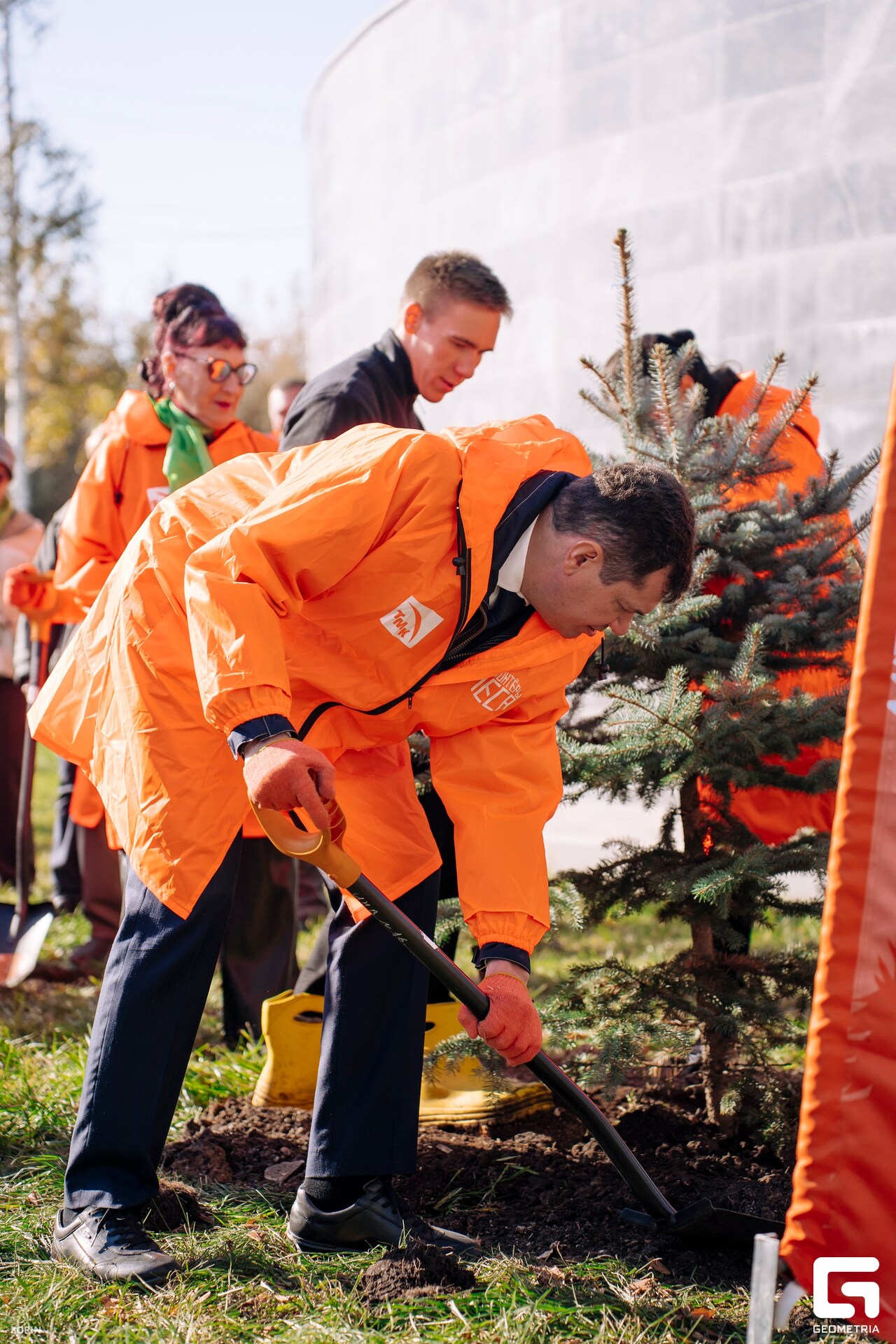 044_11-11-48 _07-10-25_Zorin_resized.jpg