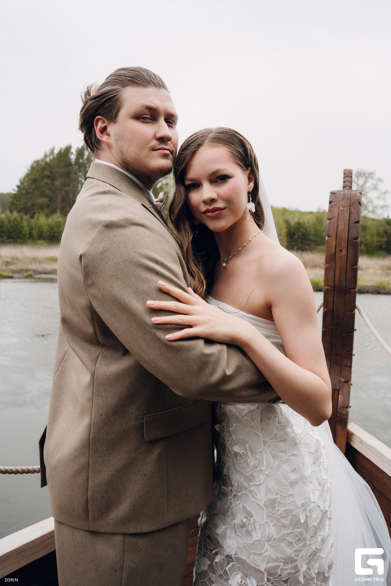 006-16-03-26-20-05-25- Zorin.jpg