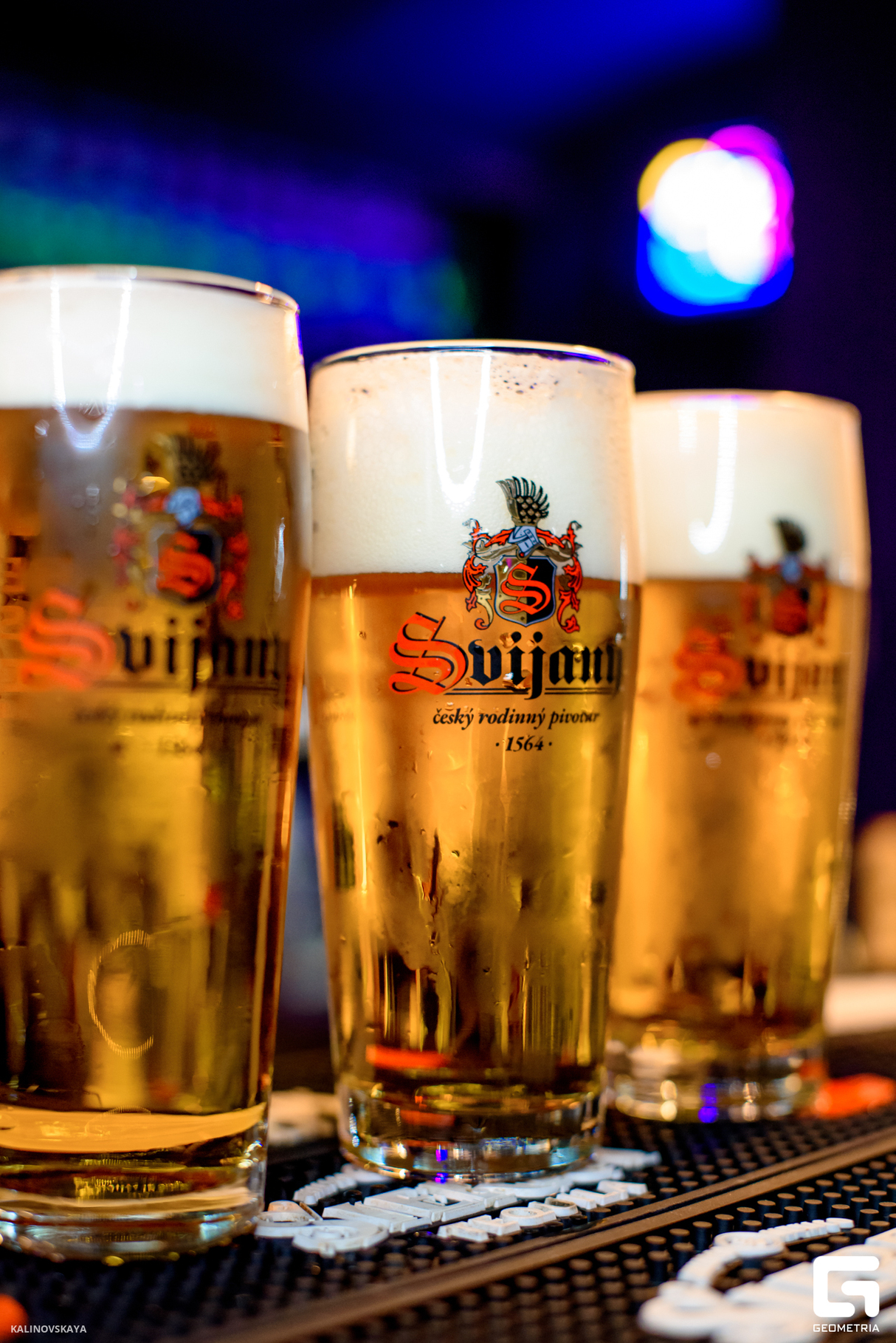 Saturday chill at Simply 33 Grill & Cinema, Karaoke Club 25