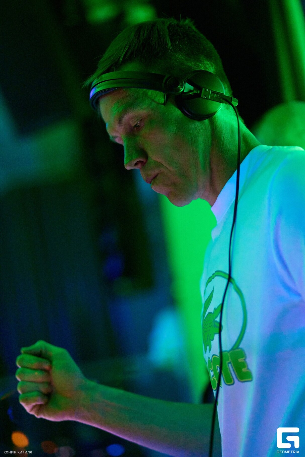 SPECIAL GUEST CATMOONK | LIGHT  ROOM 26