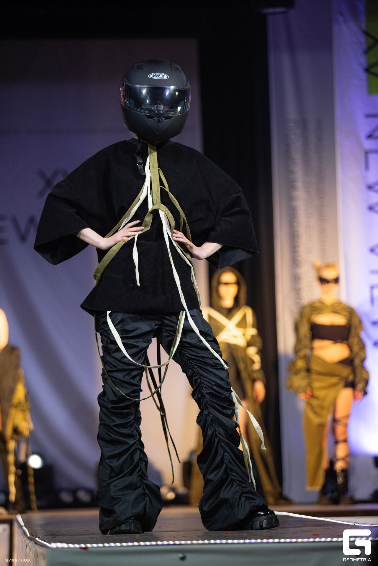 385-2305202840-Показ - Михайлов - 2560.JPG