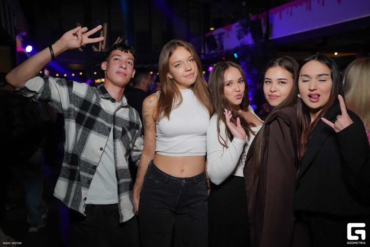 Weekend Party 24