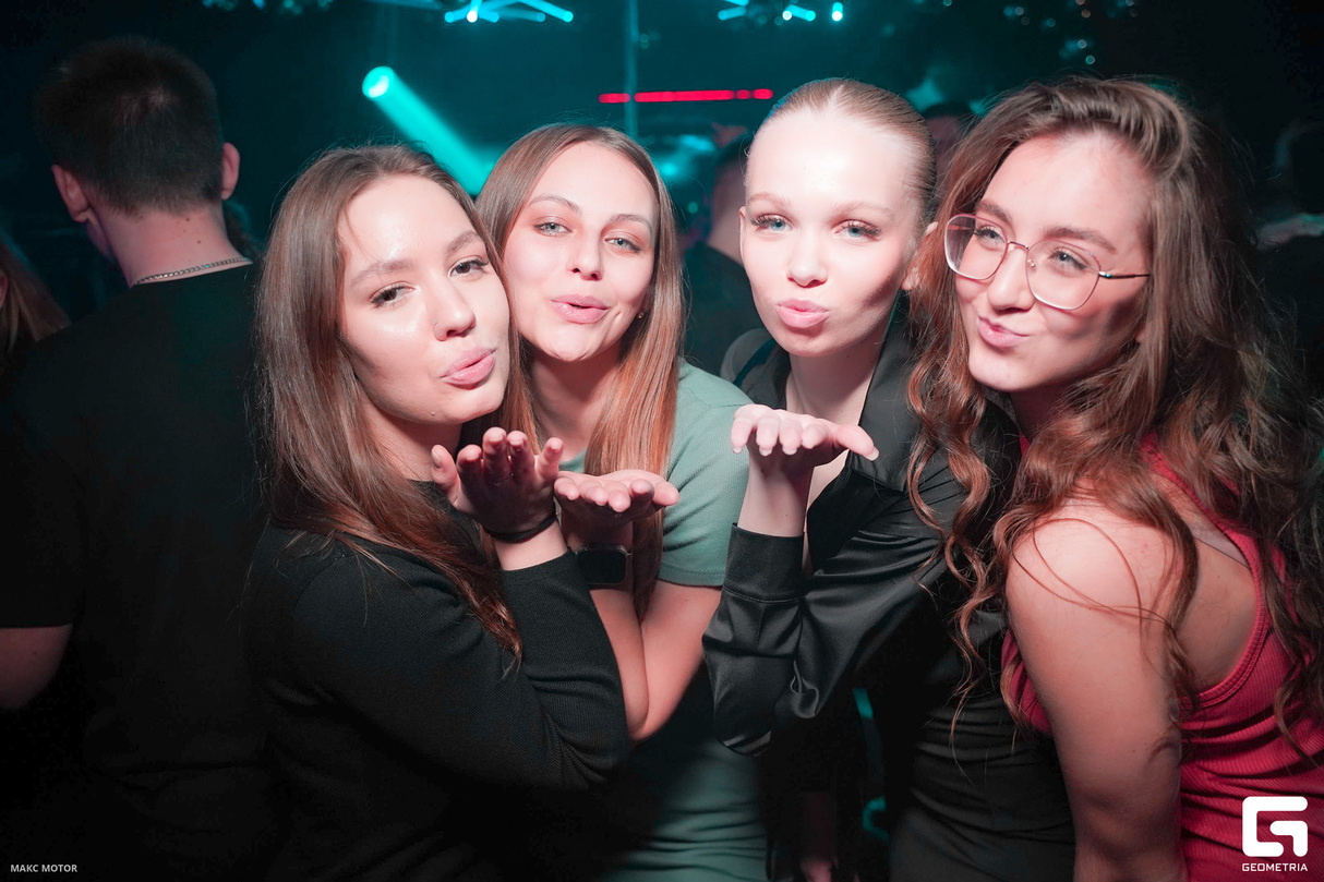 Saturday Night 24