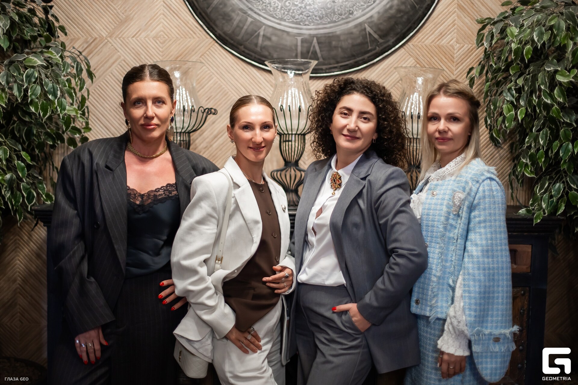 photo 264_resized.jpg