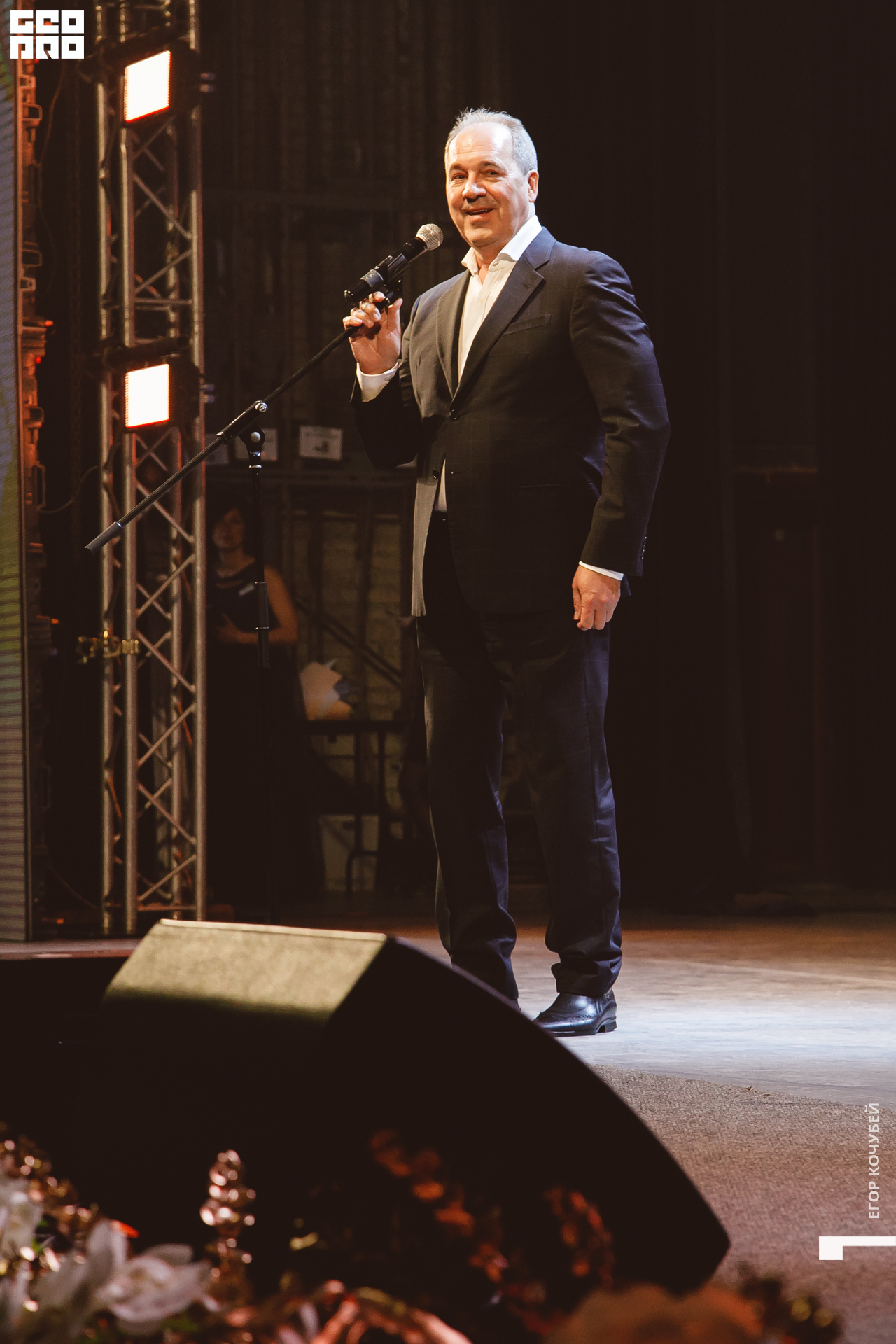 300   120422  230512 .jpg