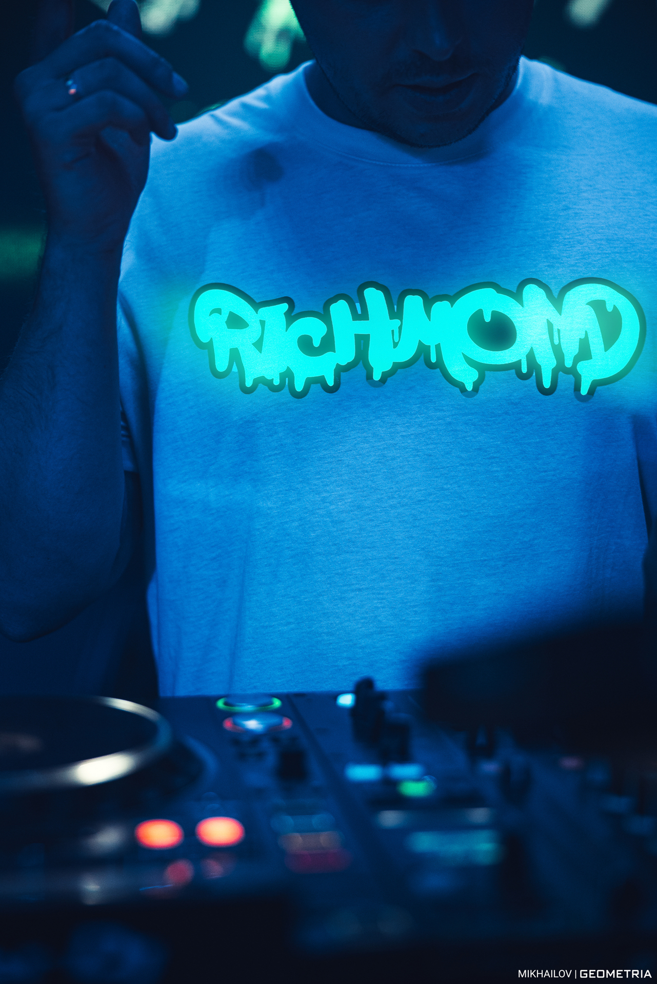 006-010924-5513 Graduspi-Mikhailov-logo2k.jpg