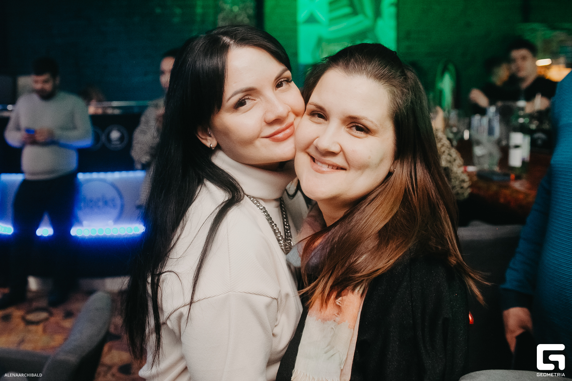 2023-04-08 00-27-04_alenaarchibald059.JPG