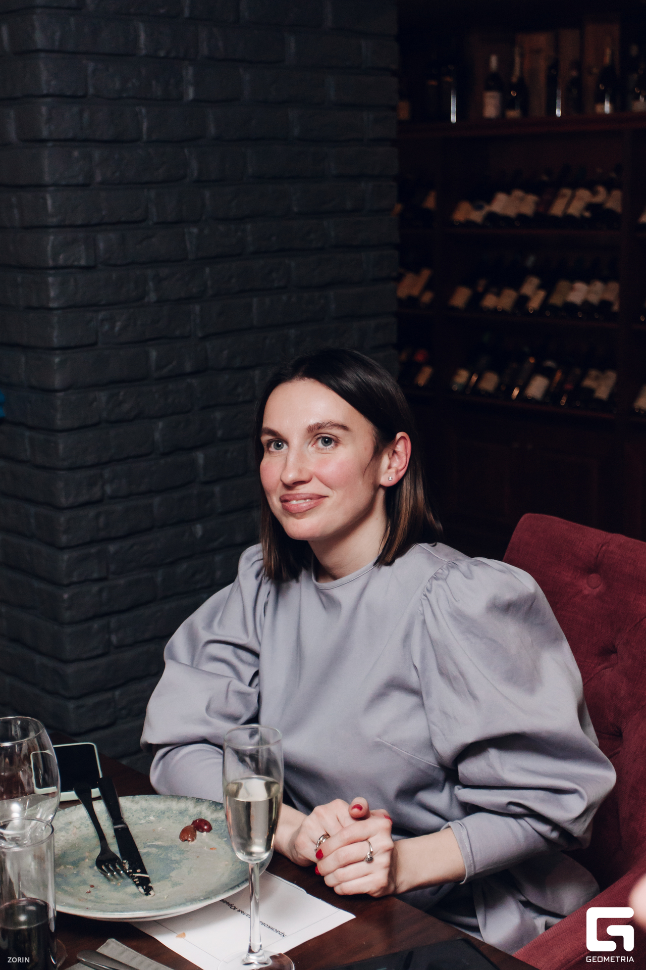 052-20-06-00-19-12-24- Zorin.jpg