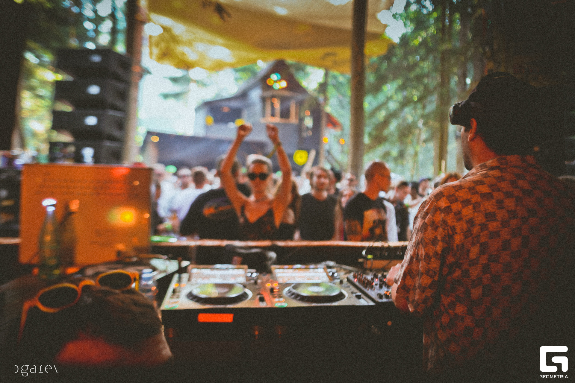 OUTLINE 2025-119.jpg