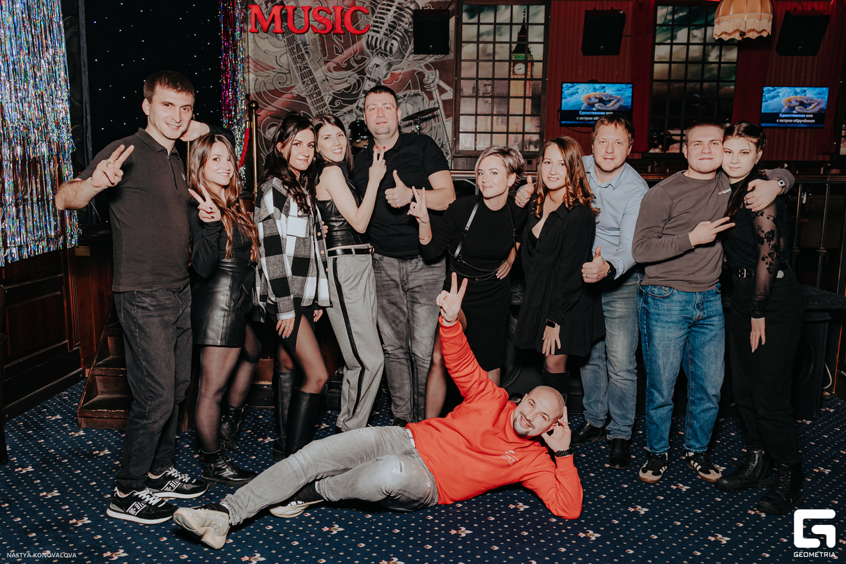 Вечер в Соло 19