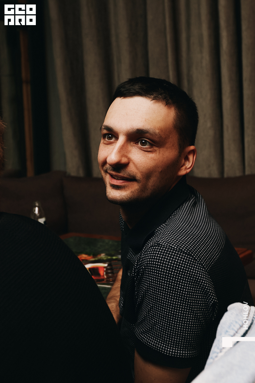 22-06-18 18-15-02.jpg