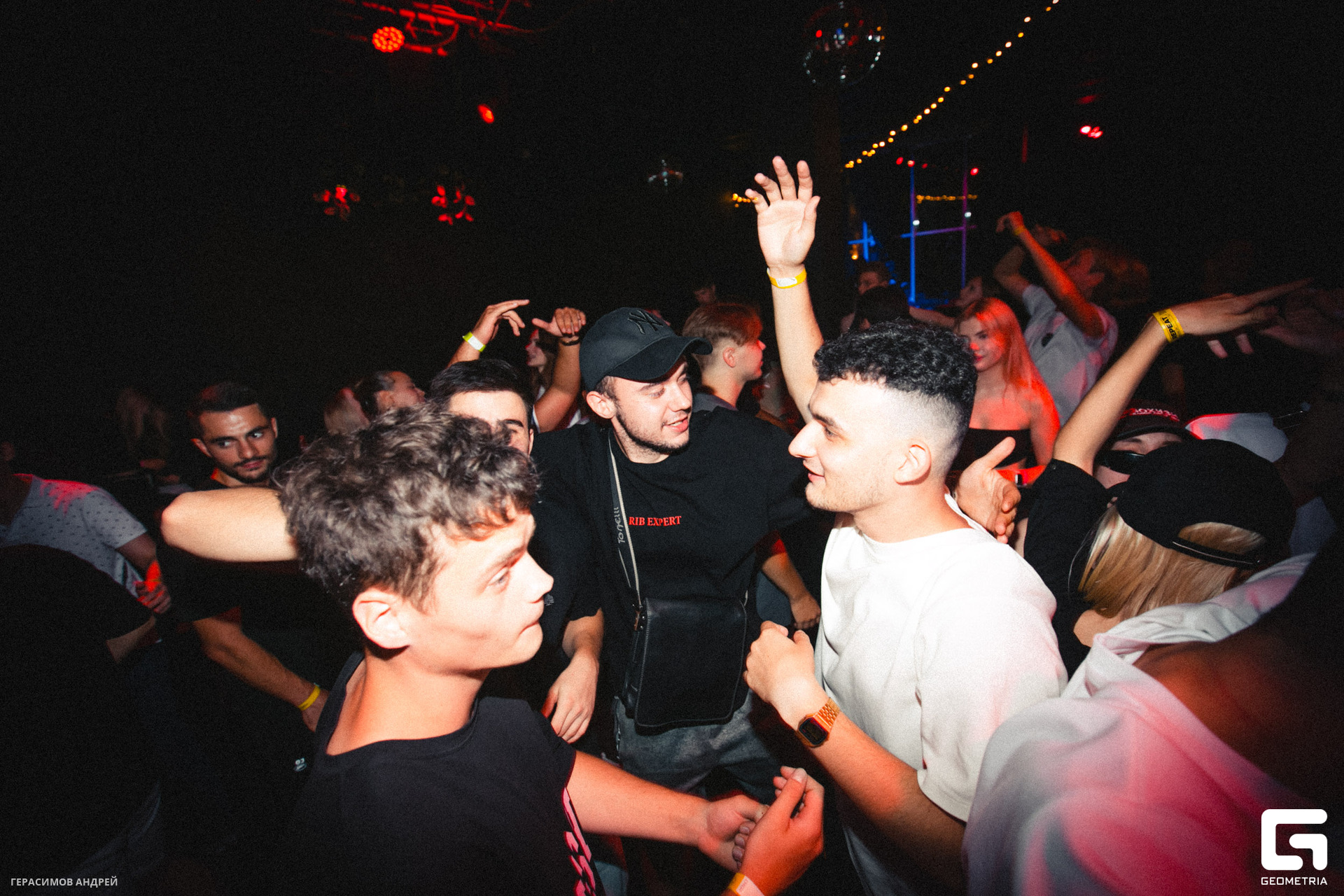 144 Repeat 26.08.jpg