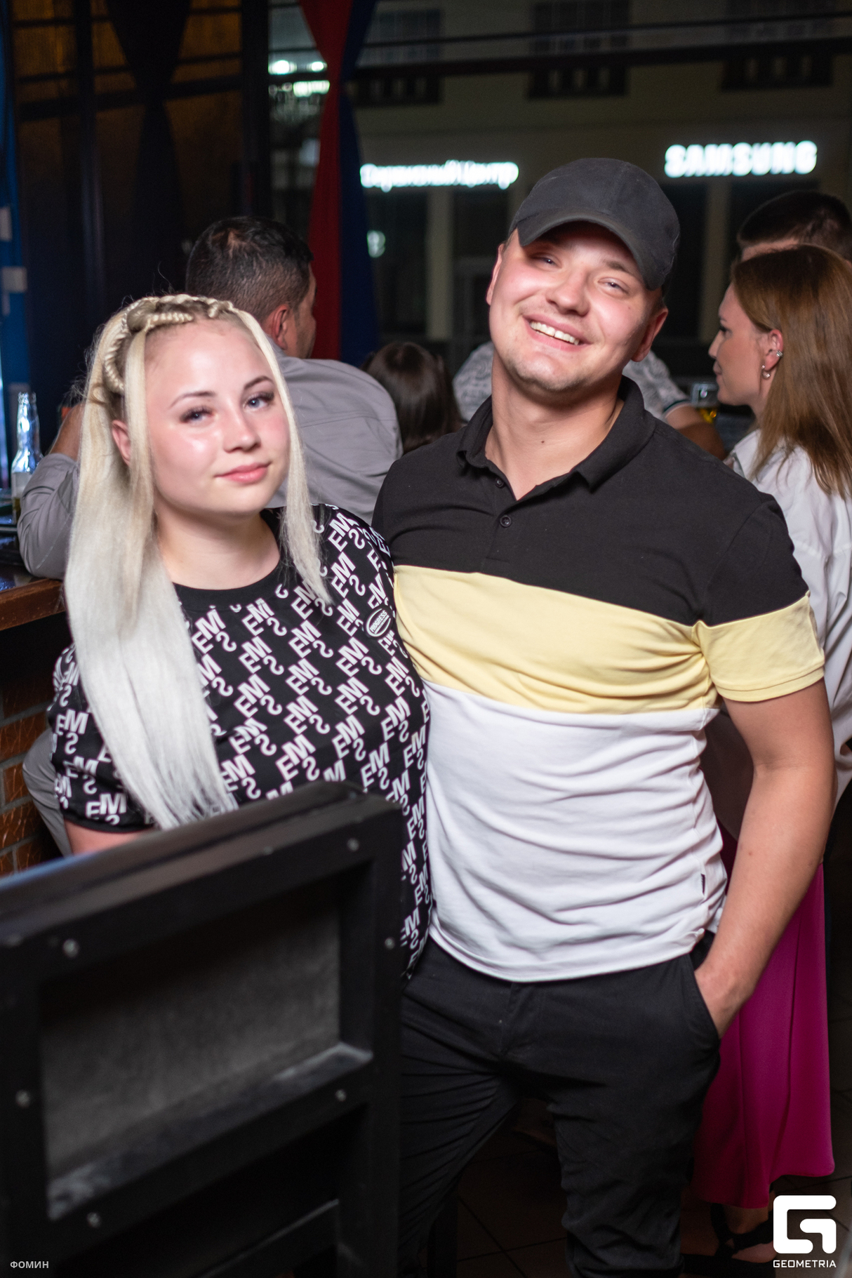 Суббота в баре Americanka 25