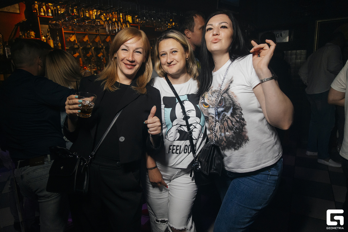 Saturday party 15