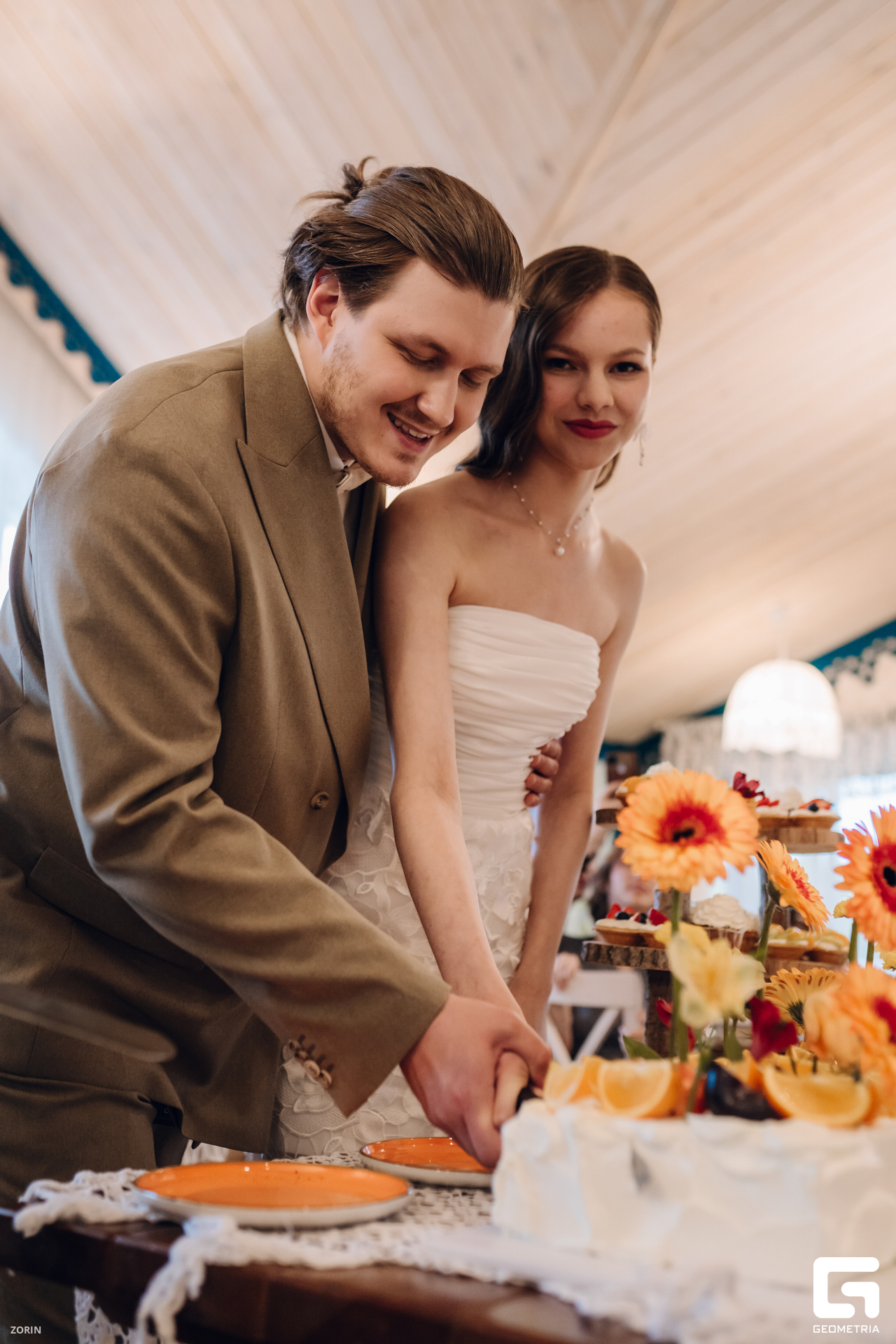 106-17-50-47-20-05-25- Zorin.jpg