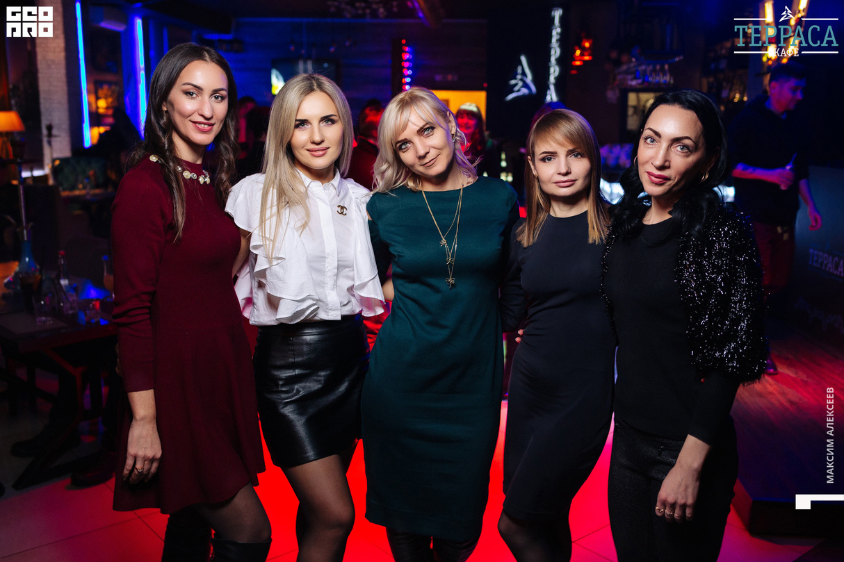 Воскресенье в кафе Терраса 24