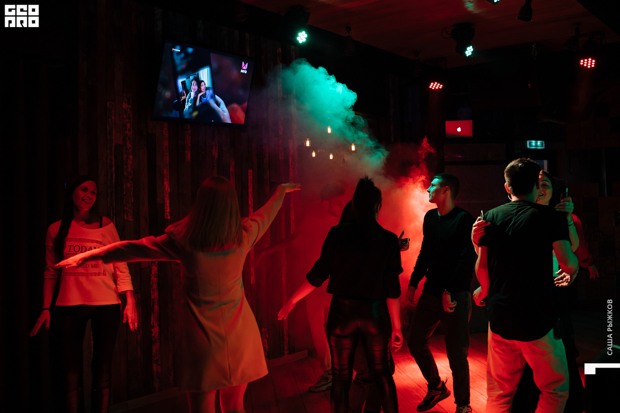Weekend party 21