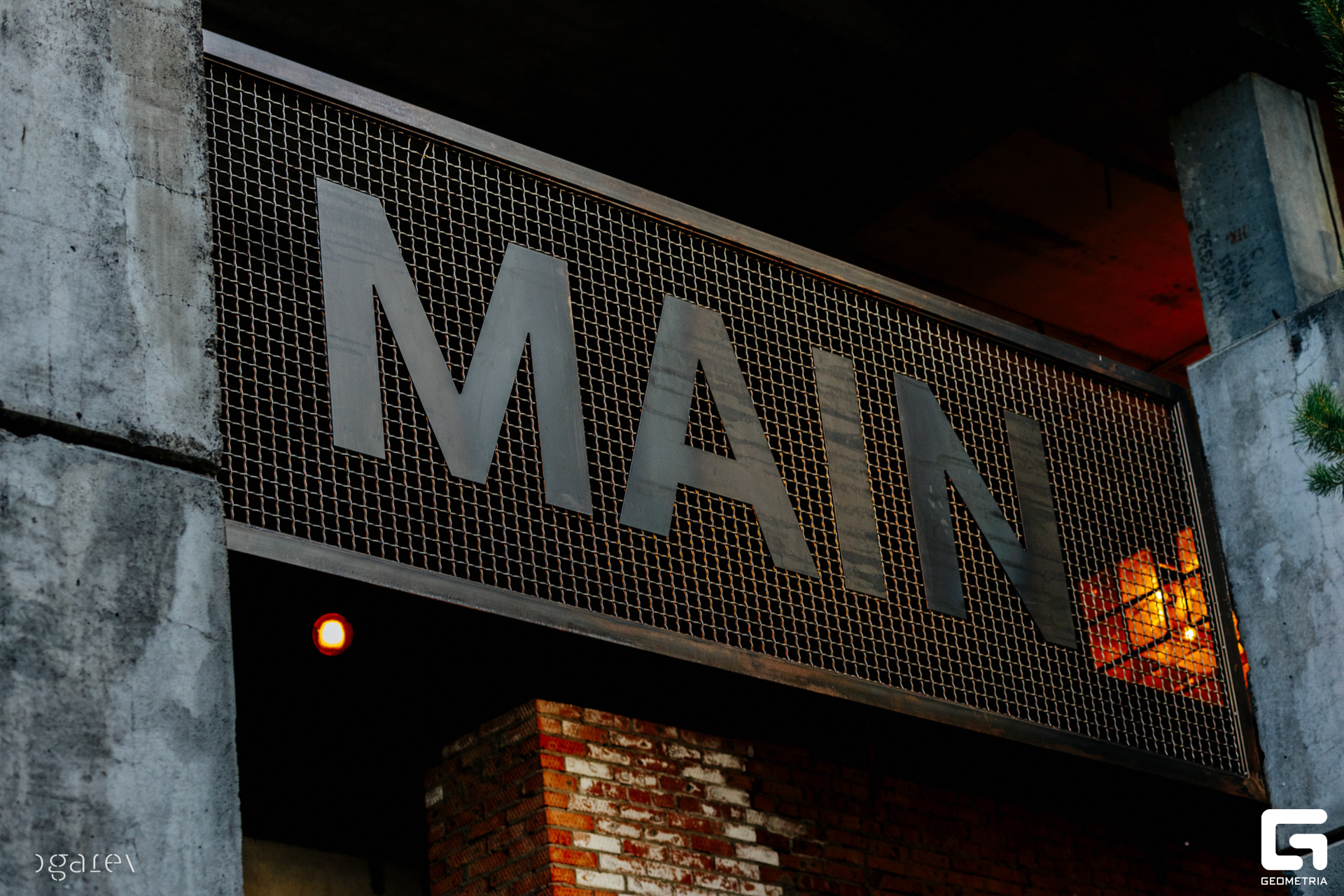 OUTLINE 2024-427-166.jpg