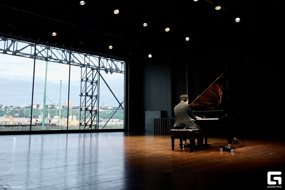 Pianissimo: Чжинву Бэ 23