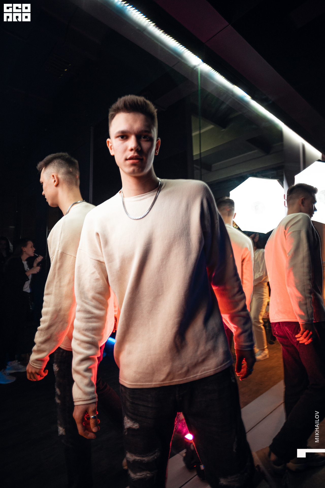 033-21-03-2021-03-13-Shake - Mikhailov - 2560.jpg