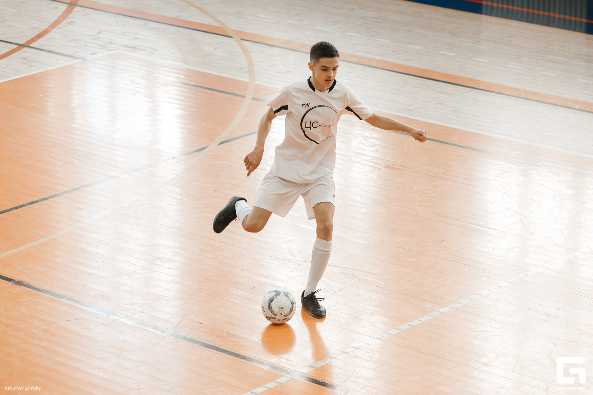 776A2904-Улучшено-Ум. шума.jpg