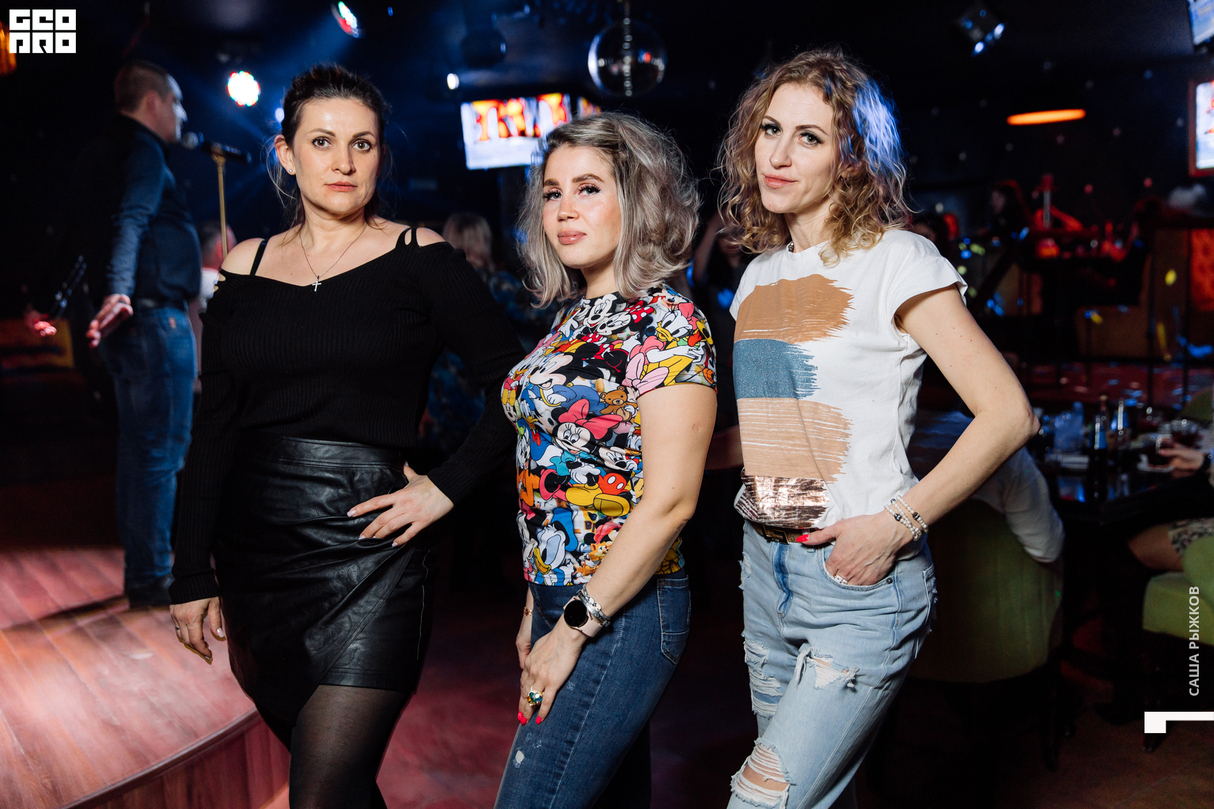 Saturday party 14