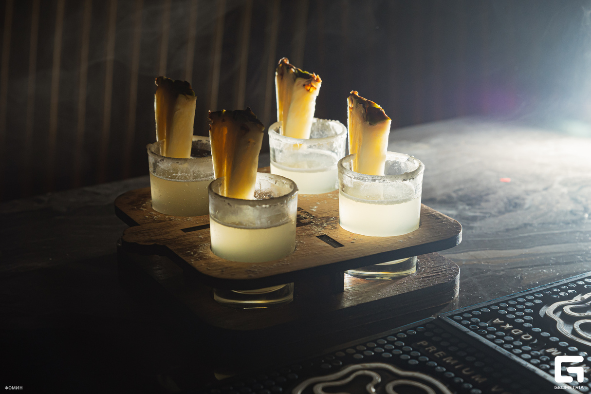 Вечер 8 Марта в HAZE Bar 19