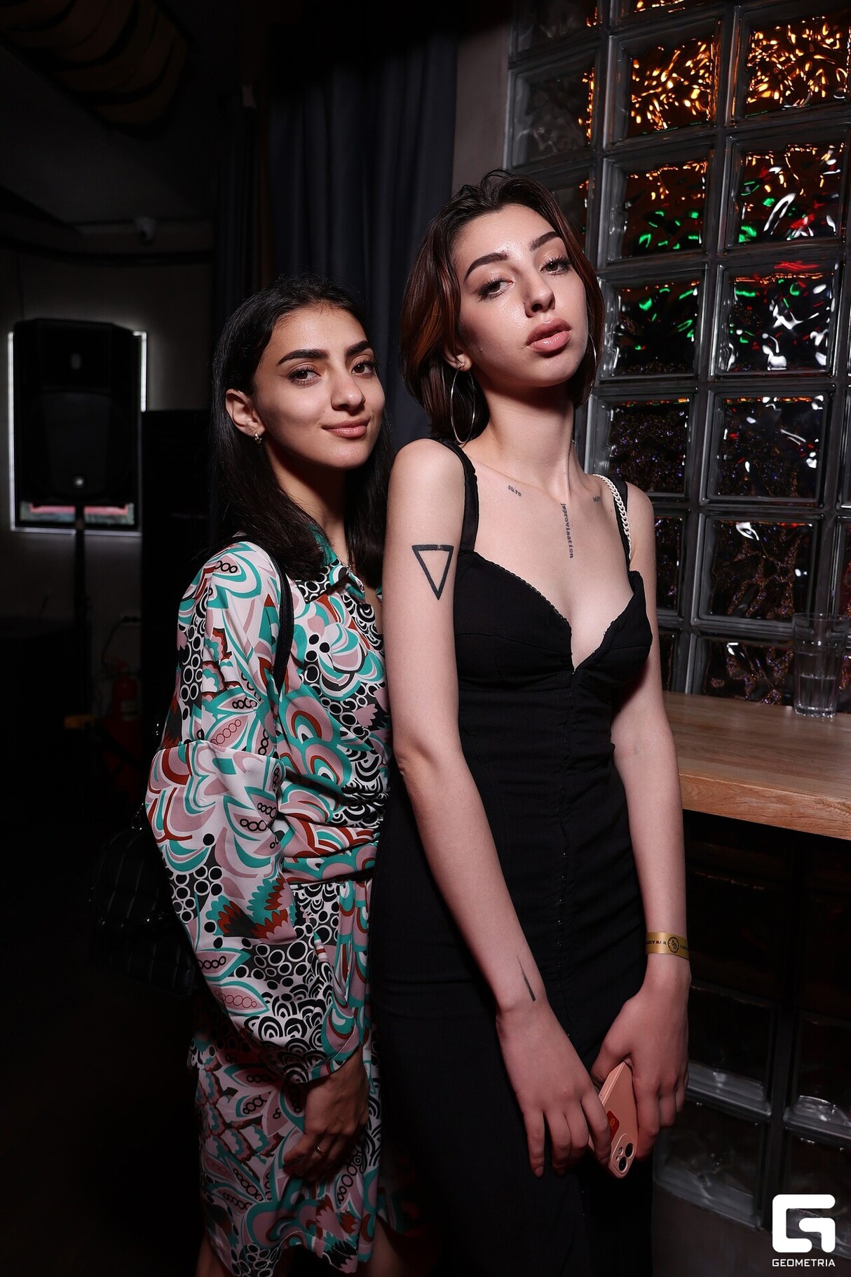 MERCH в BESTUZHEV BAR 19