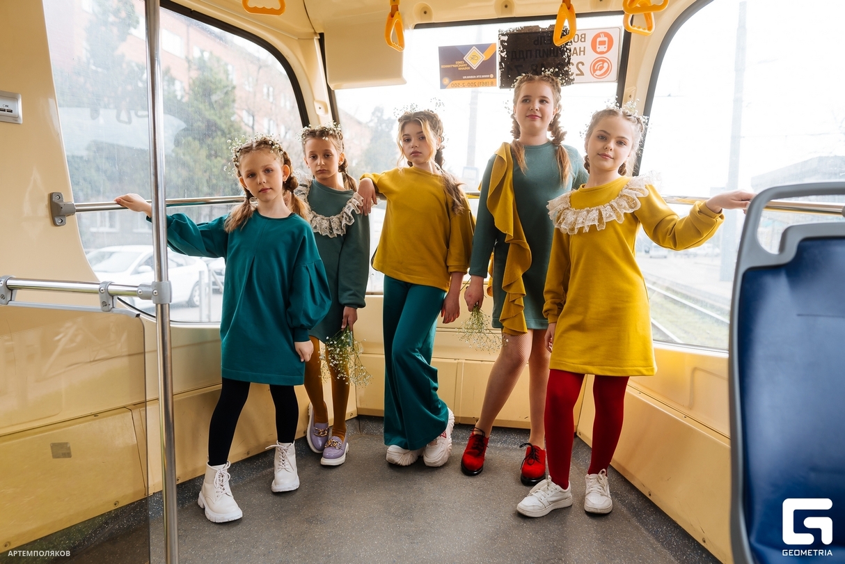 SOVANA TRAM FASHION DAY 13