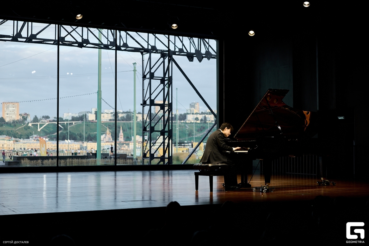 Pianissimo: Чжинву Бэ 28