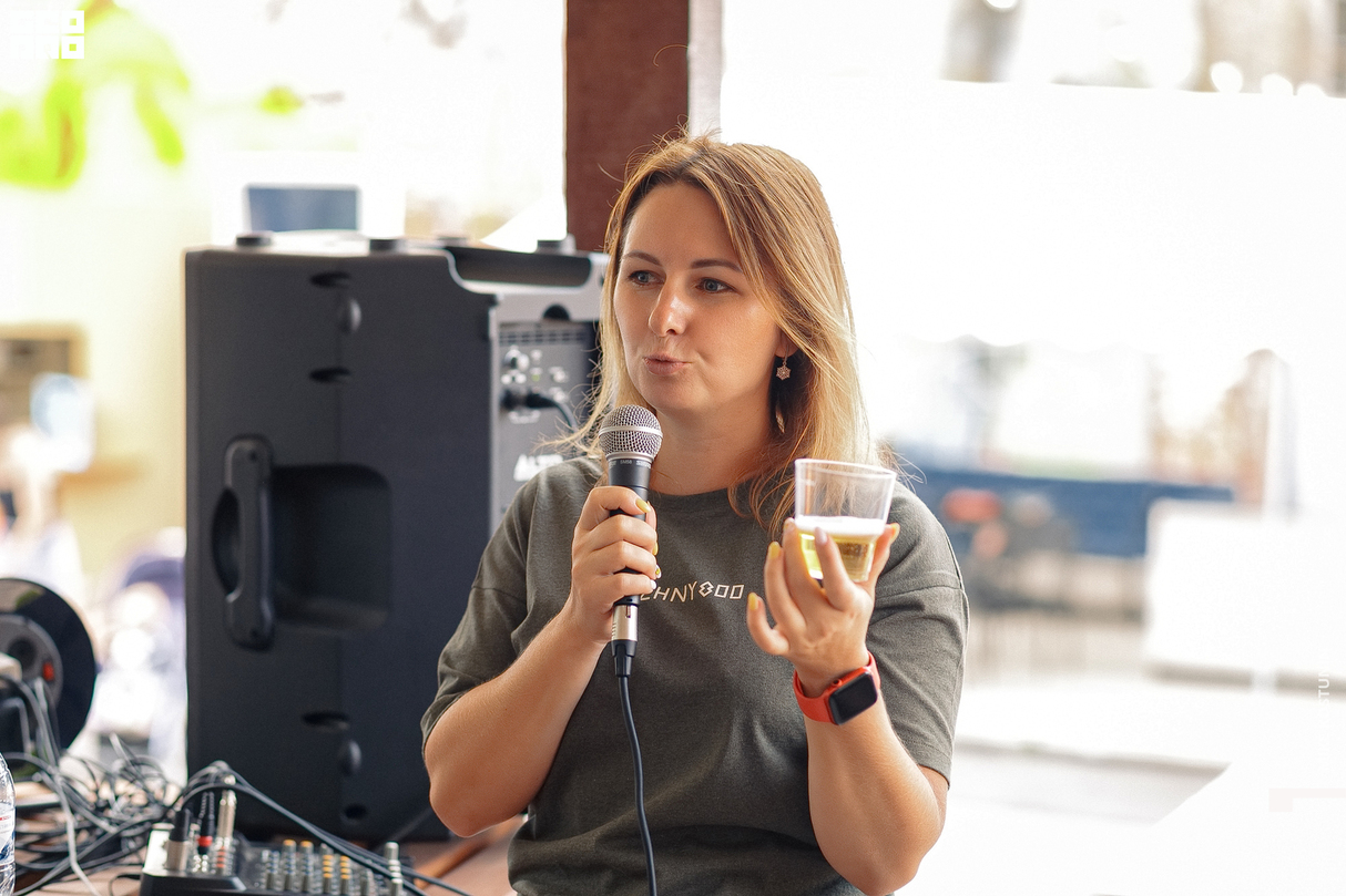 QUIZ от «‎Горьковского»‎ в STREET FOOD MARKET на Большой Покровской улице 27
