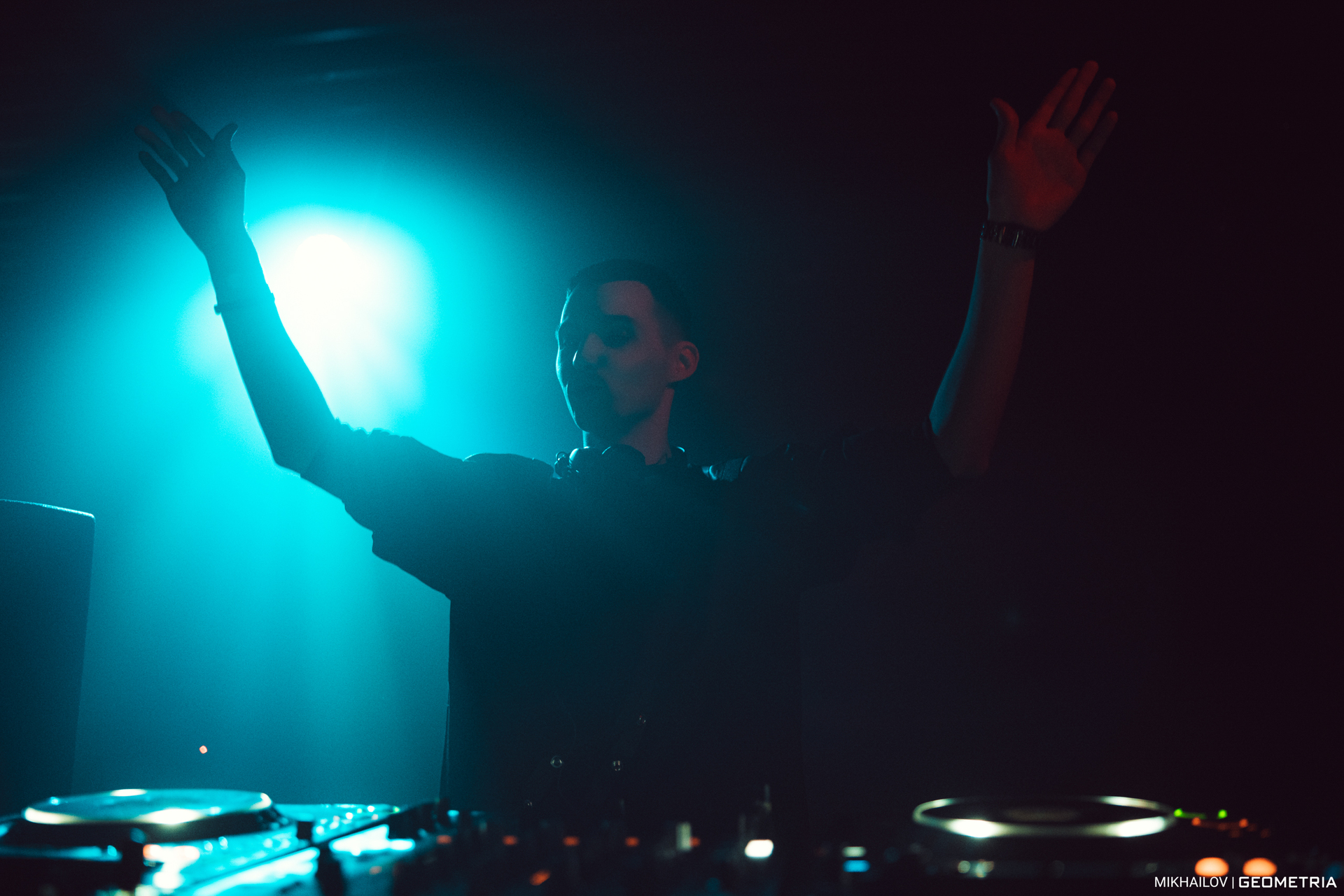 216-050425-3613 mikhailov-web.jpg