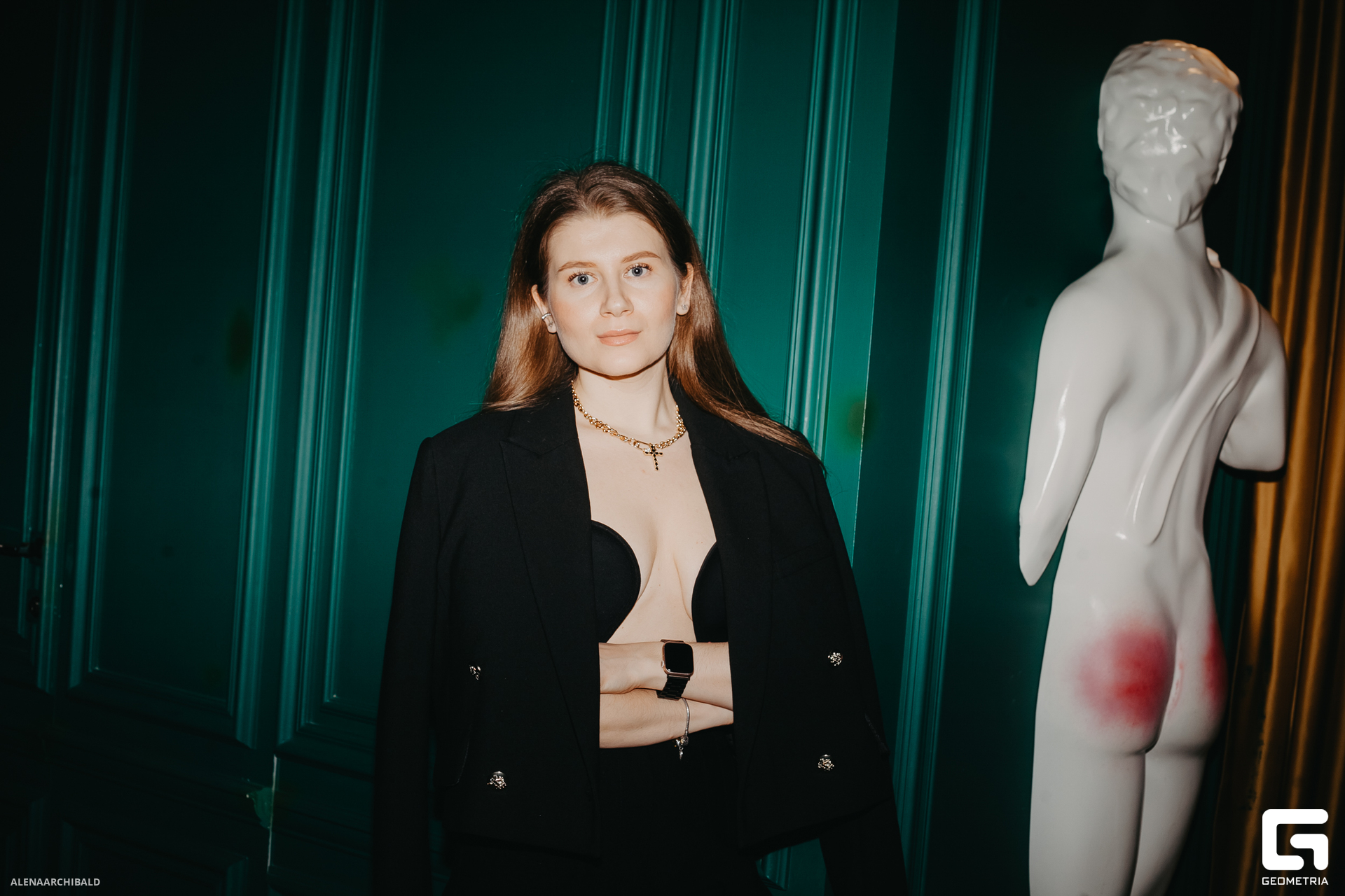 2023-10-20 20-00-58_alenaarchibald059.JPG