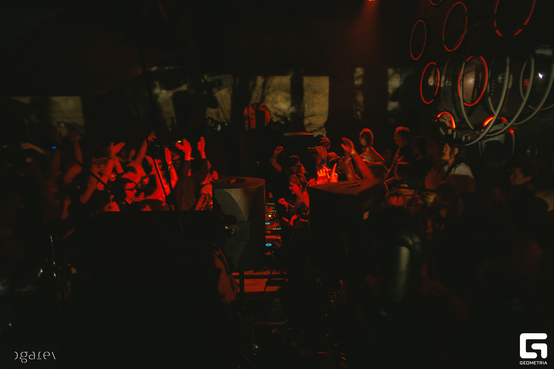 OUTLINE 2024-427-263.jpg