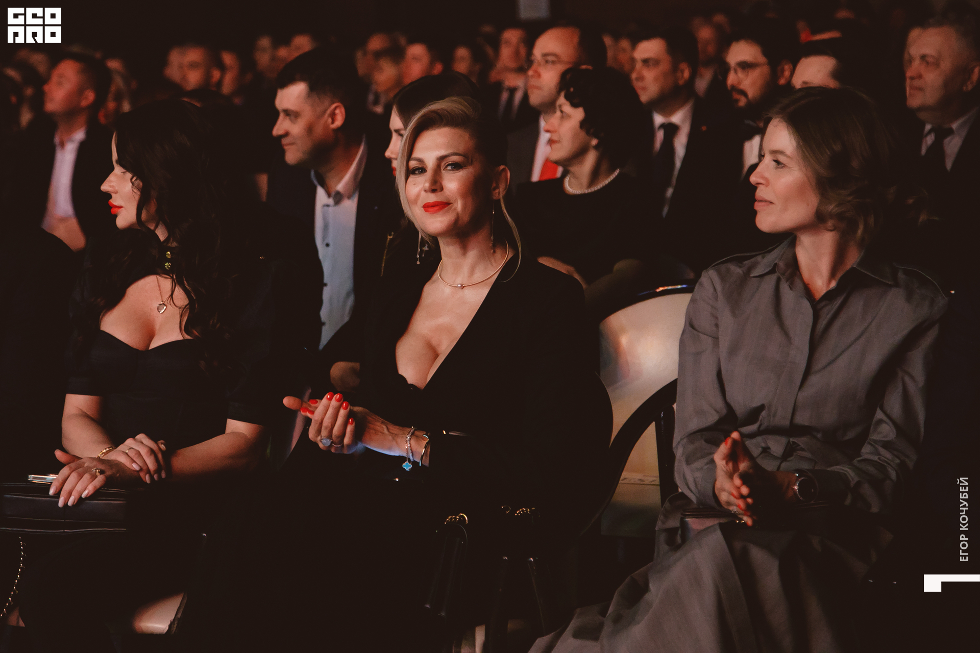 176   120422  230311 .jpg