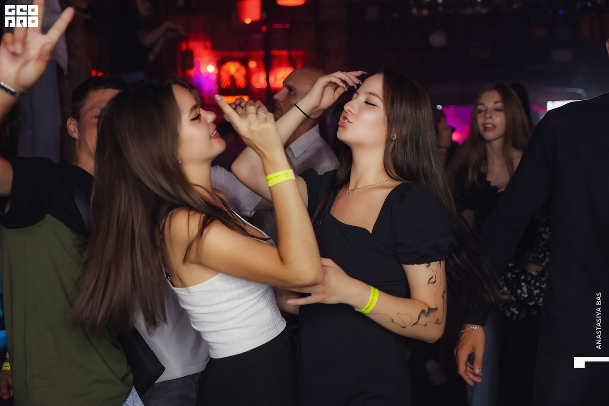 Weekend Party 10