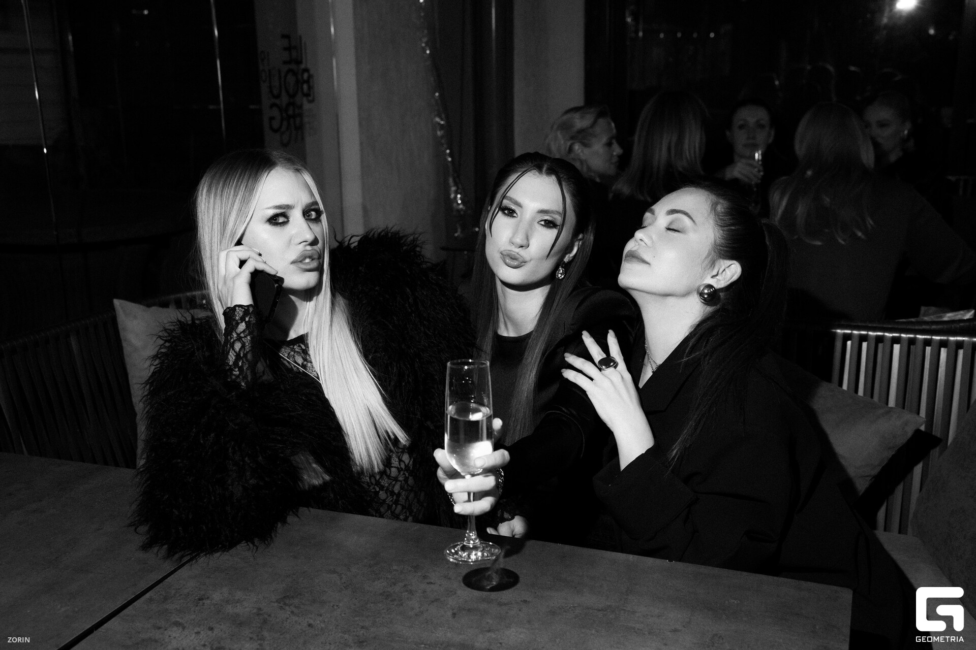 328-22-14-00-25-05-25- Zorin_resized.jpg