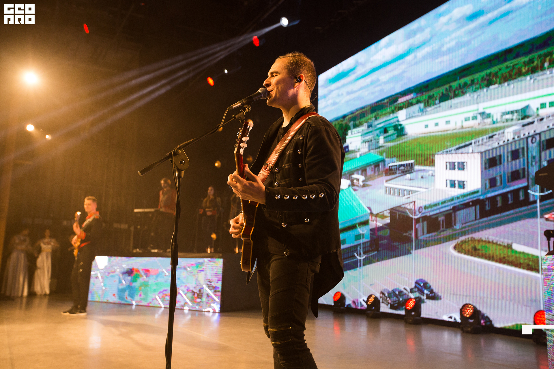 397_21-12-09 ISAEVA KASHIN SHVETS.jpg