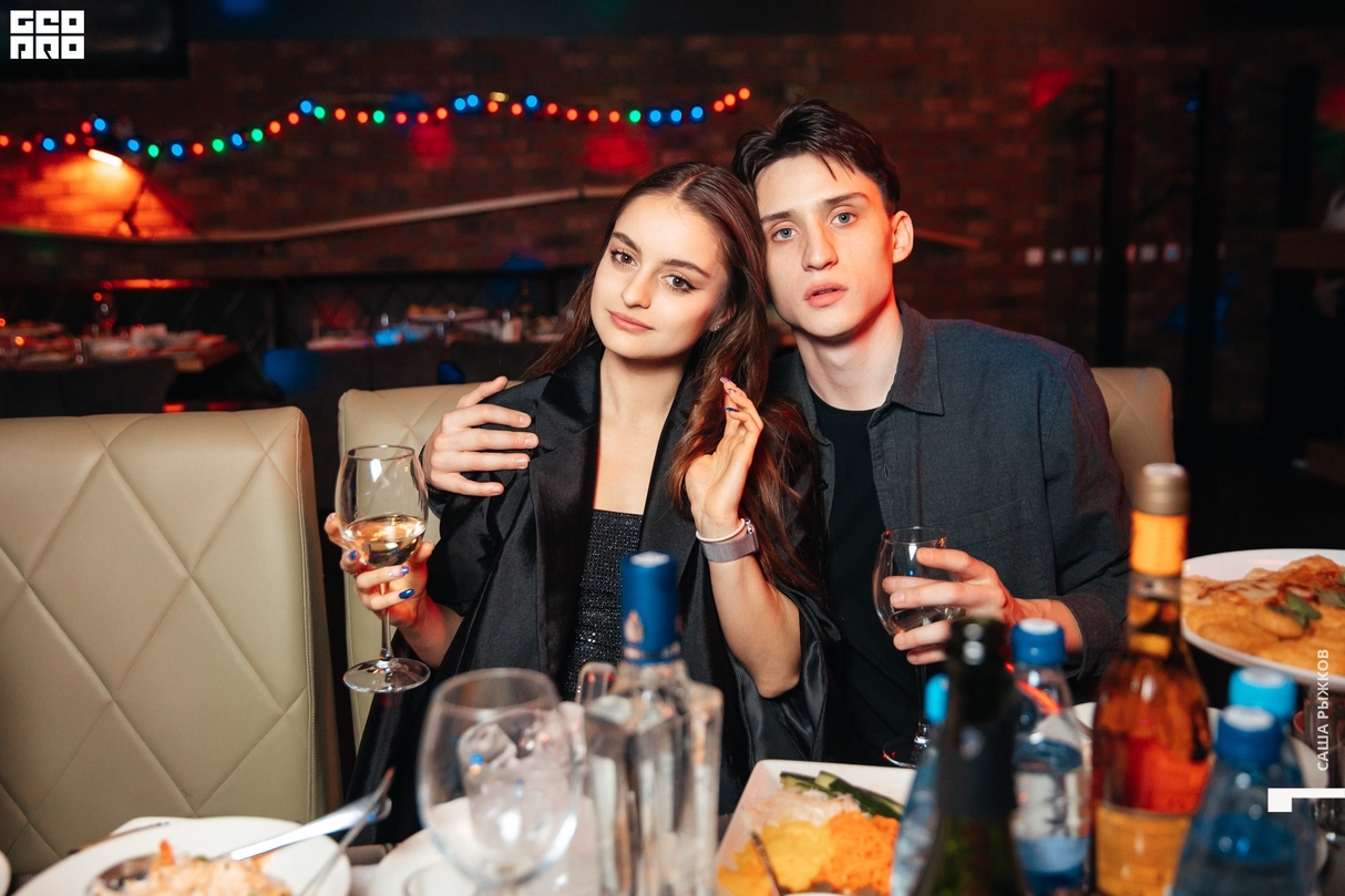 Saturday party 21