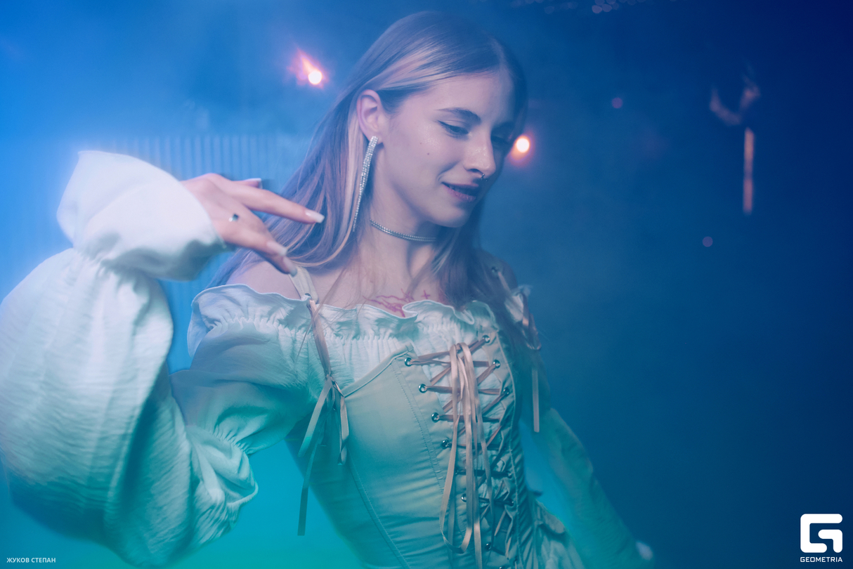 В тумане пятницы I HAZE 17