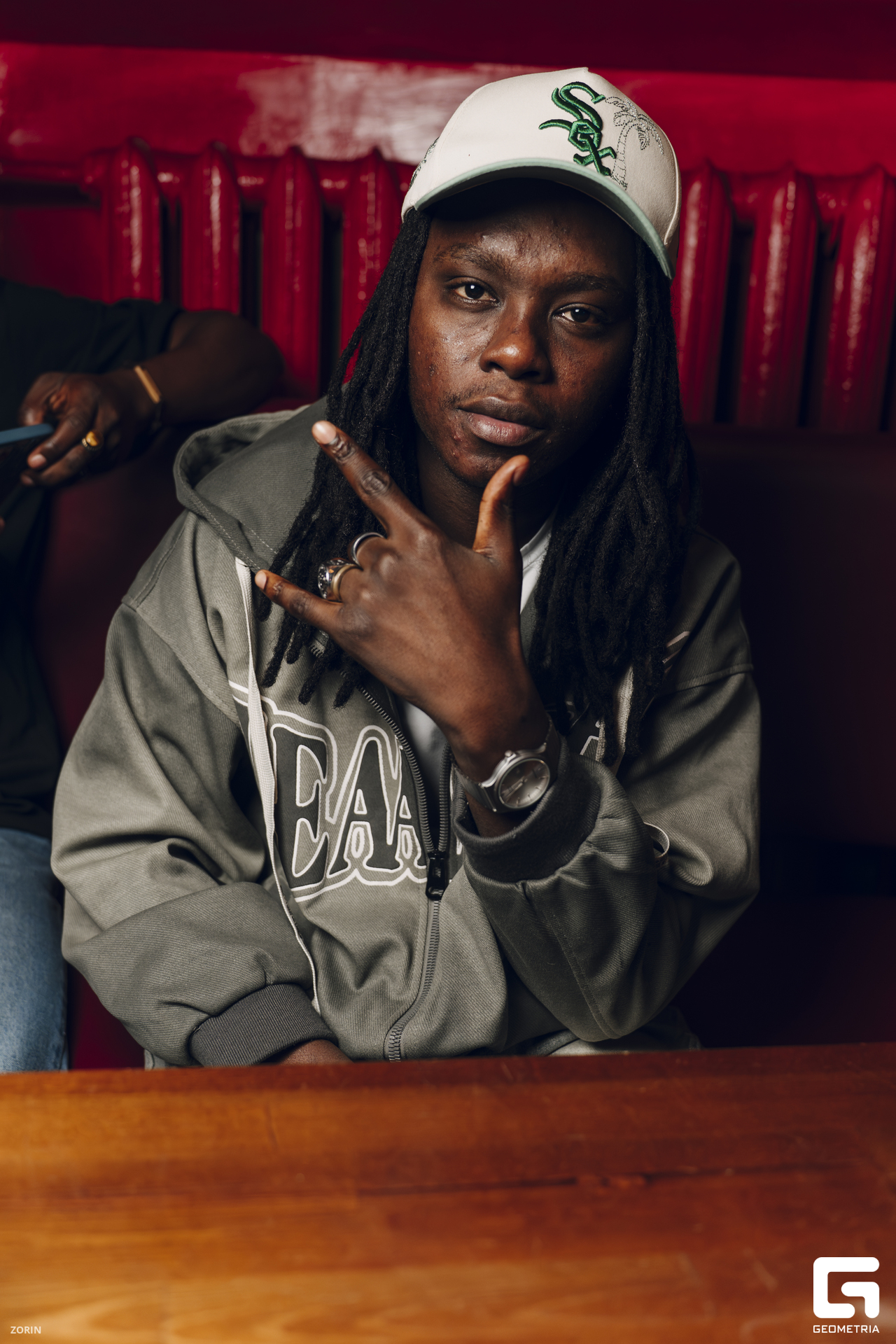 025_00-51-50 _11-10-25_Zorin.jpg