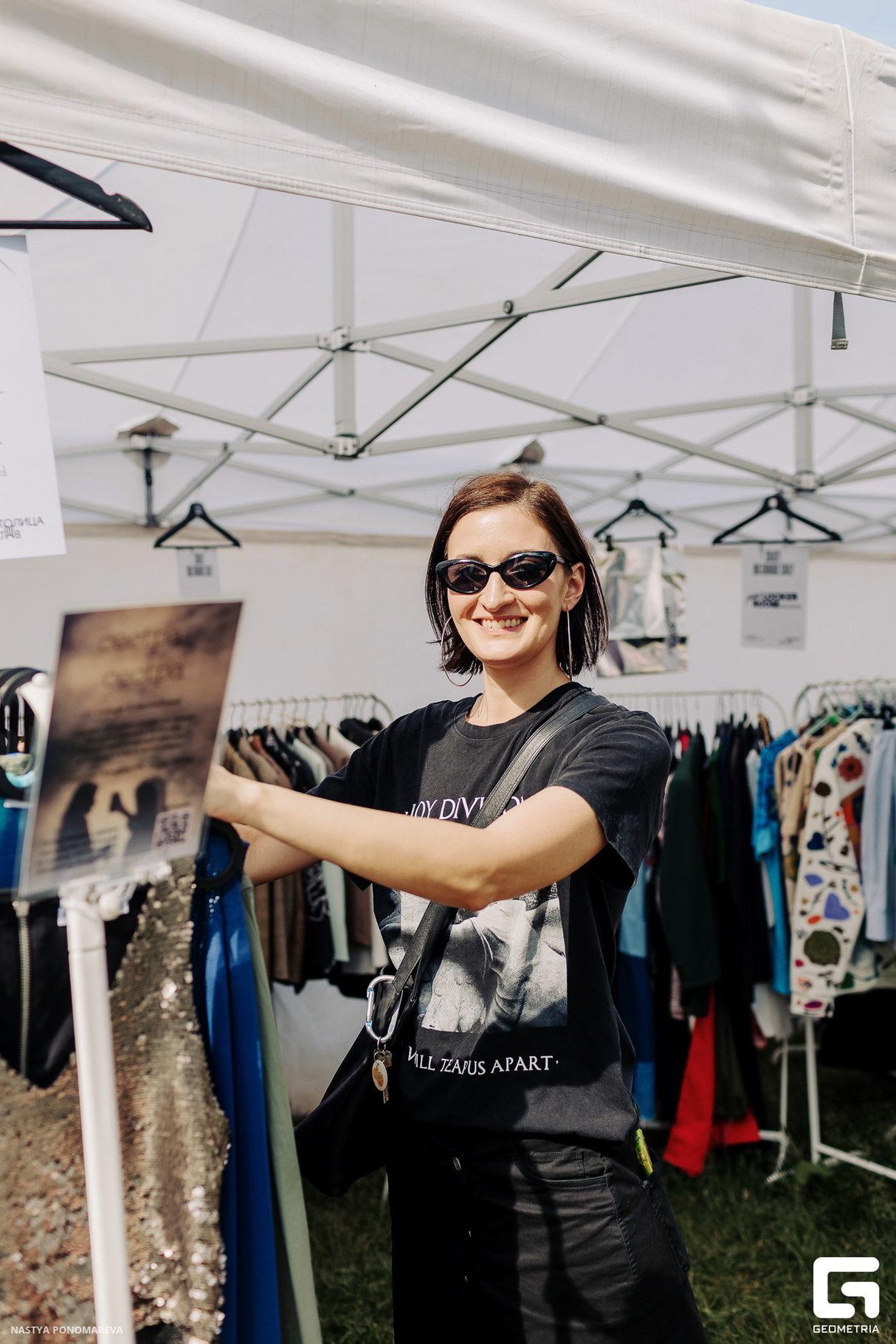 SALUT! BIG GARAGE SALE 15