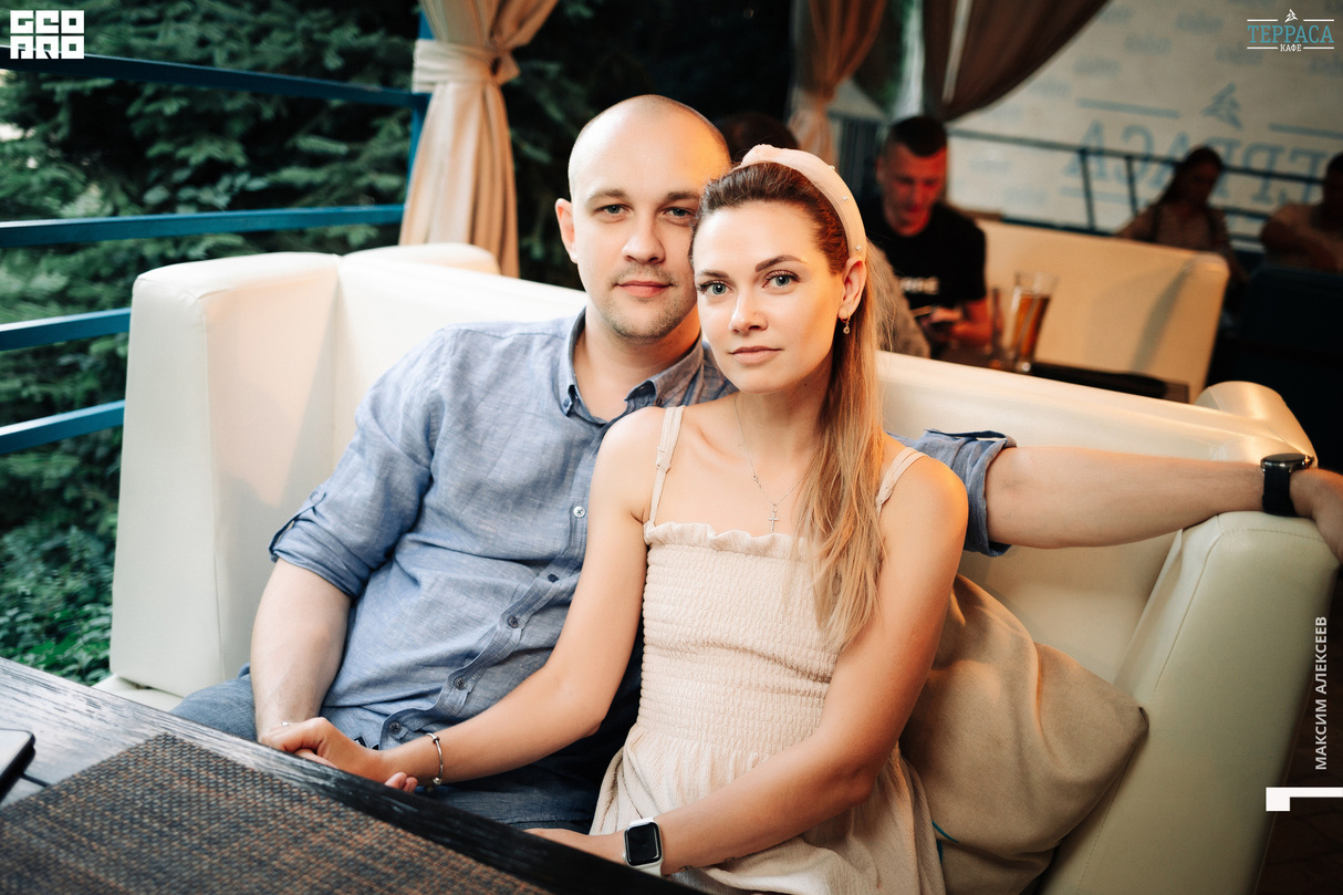 Пятница в кафе Терраса 23