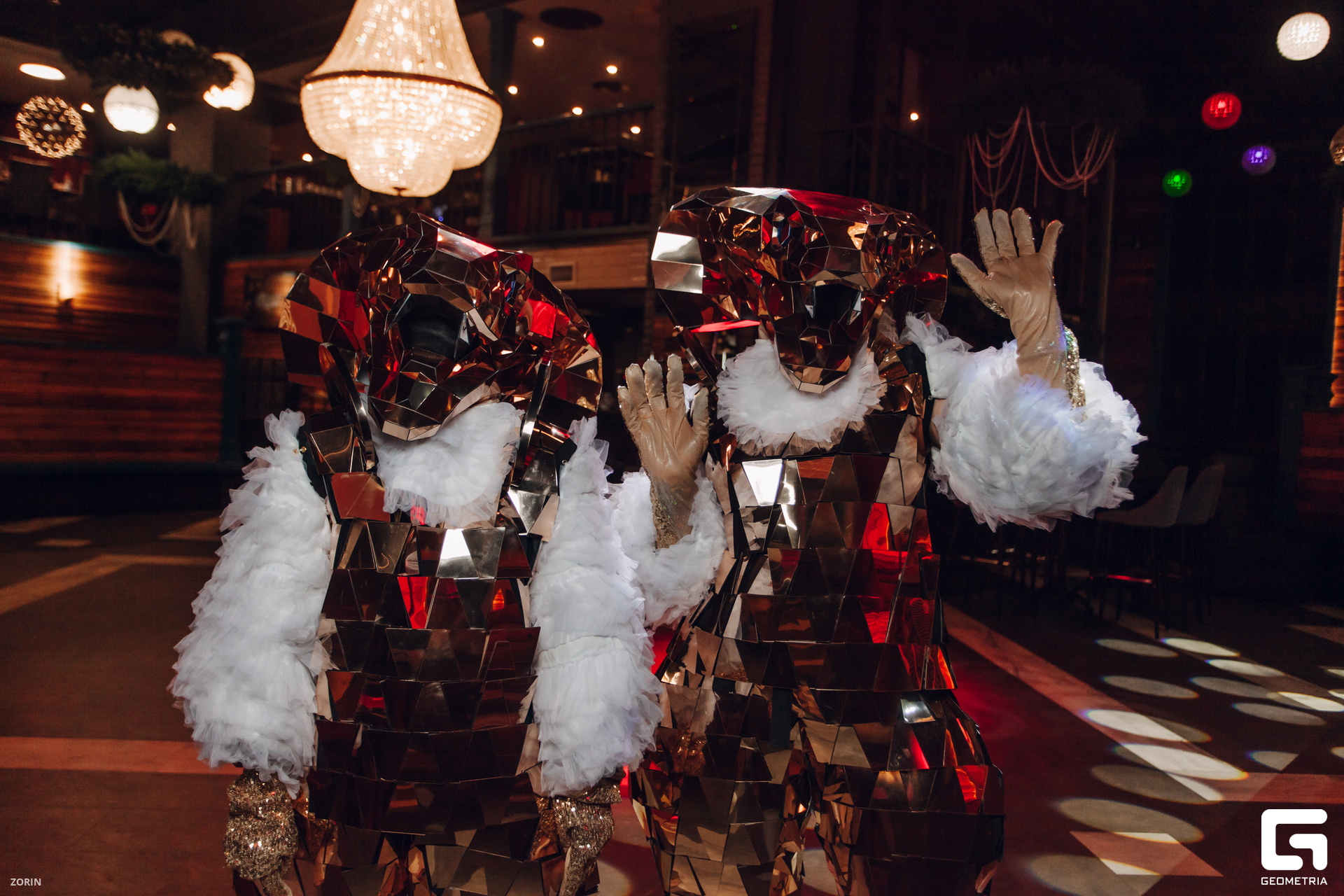 002-18-59-13-19-12-24- Zorin.jpg