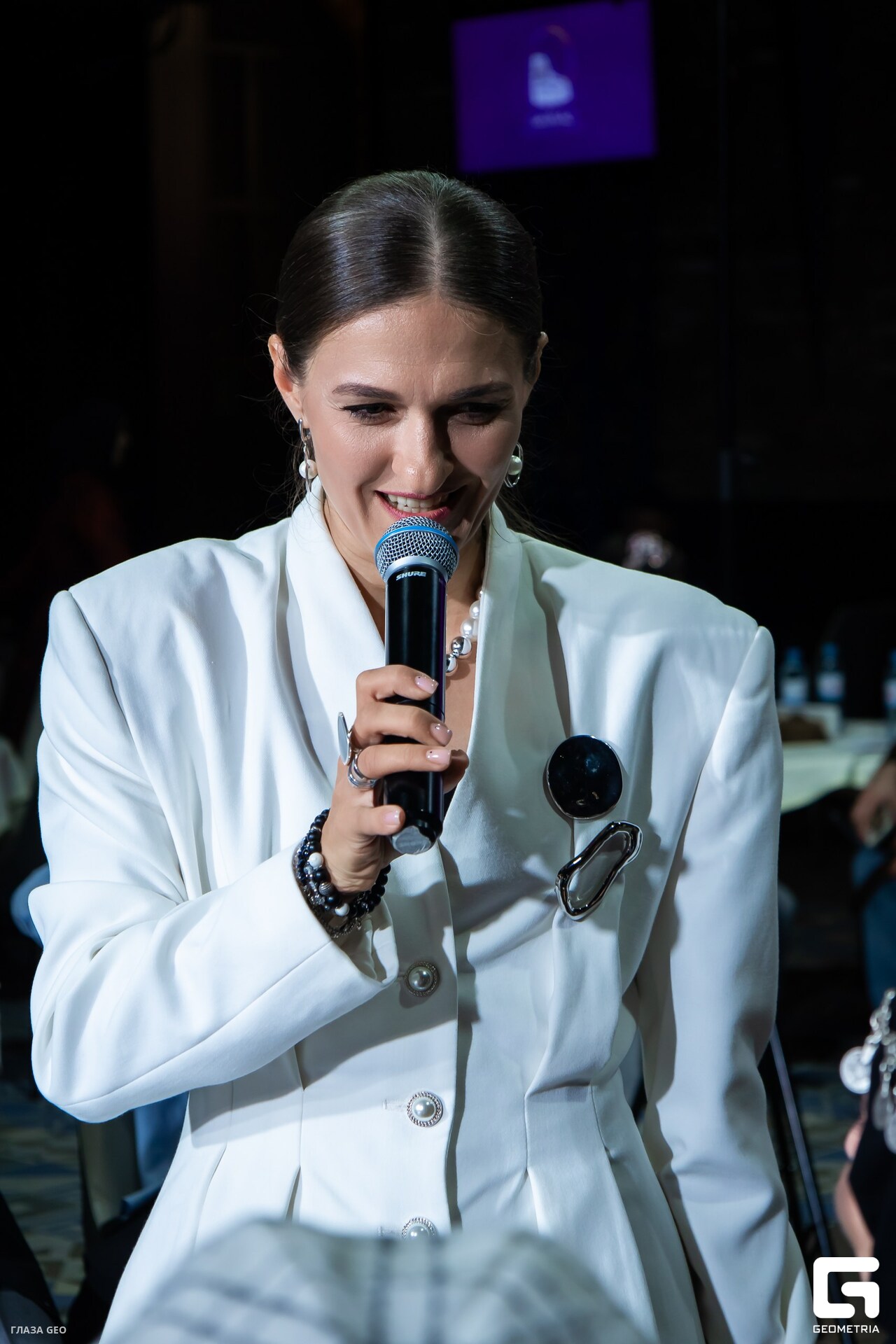 photo 104_resized.jpg