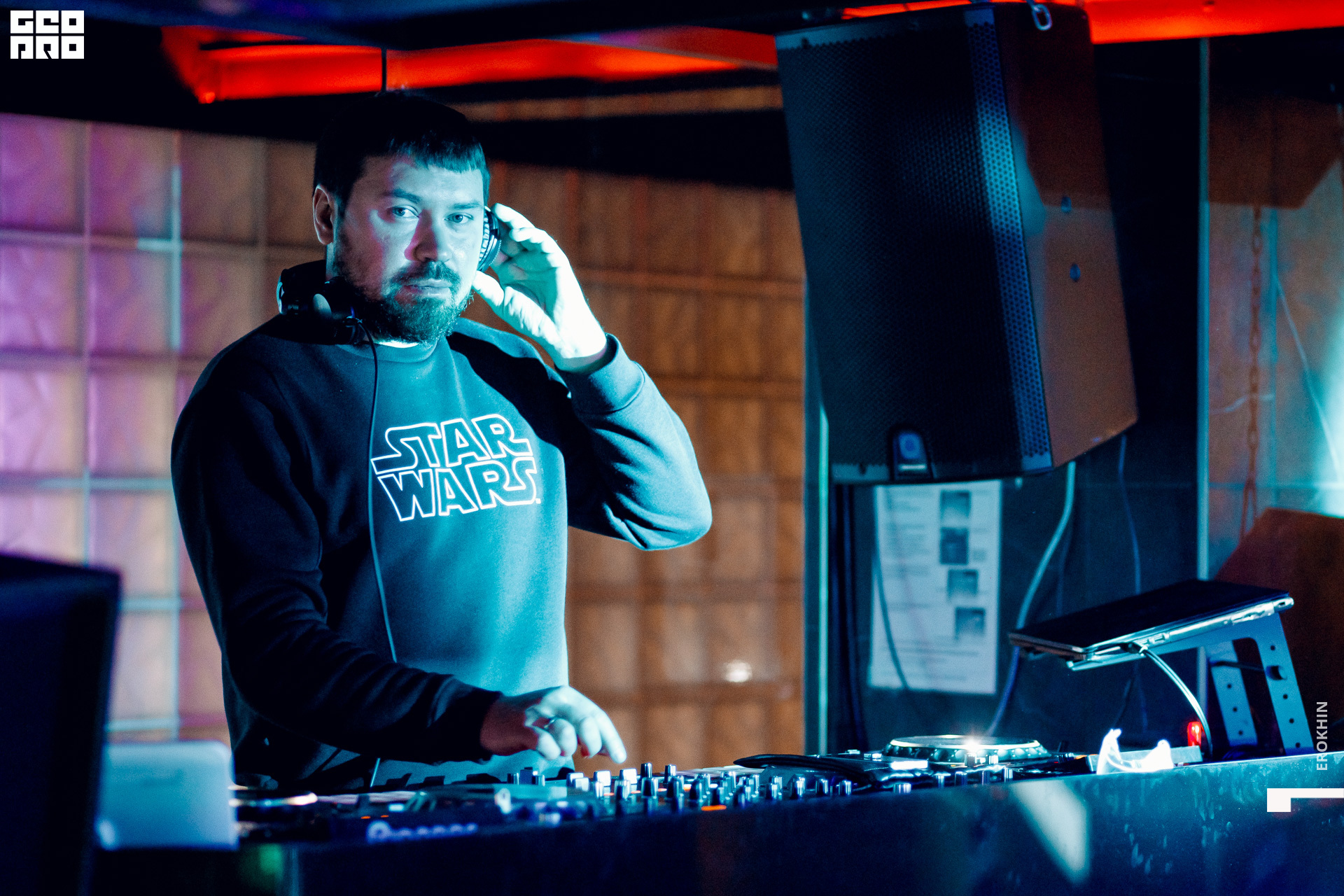 004 2020-11-14_00-04-25-004-EROKHIN.jpg