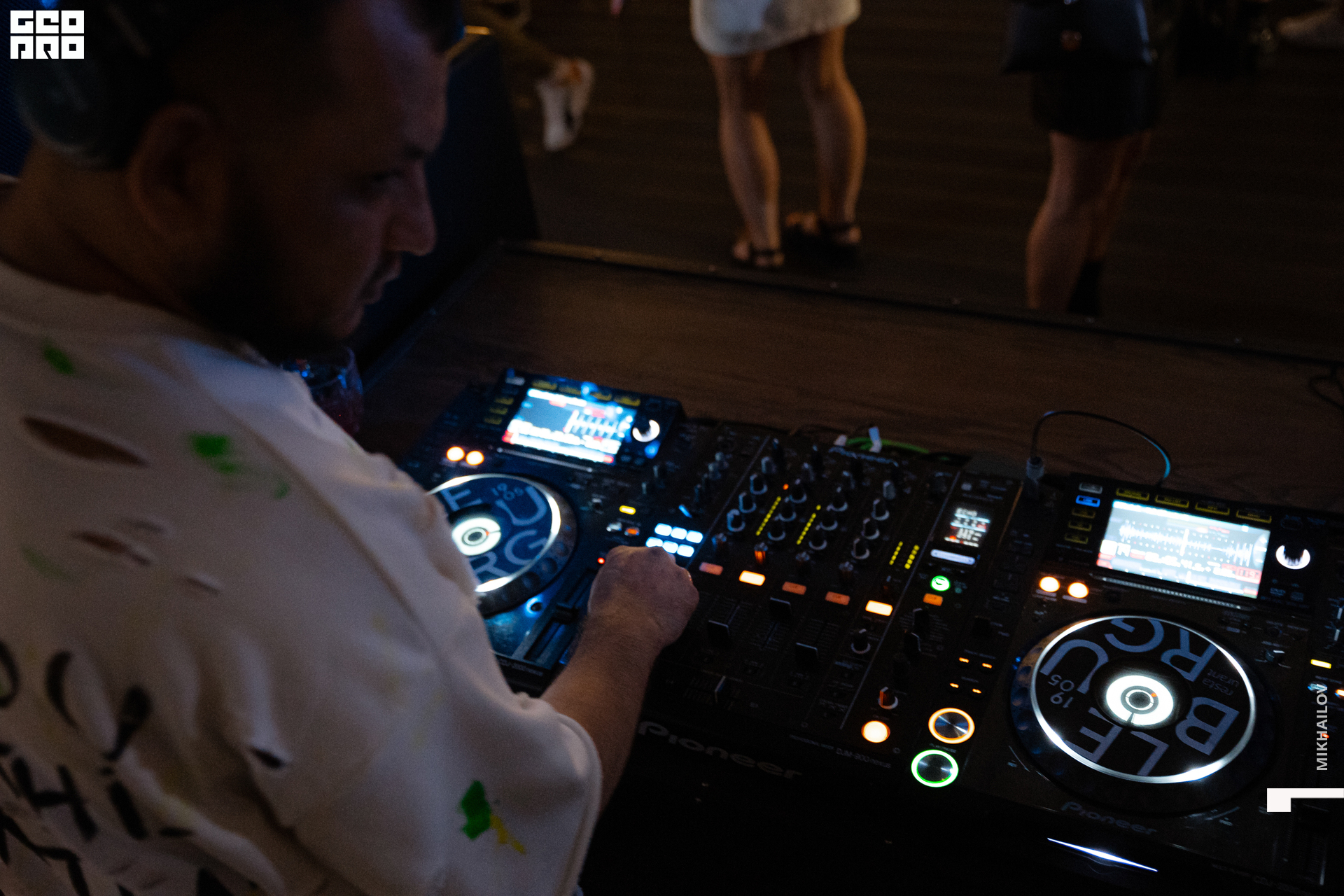 076-20220827-34- Le Burg - Mikhailov - 2560.jpg