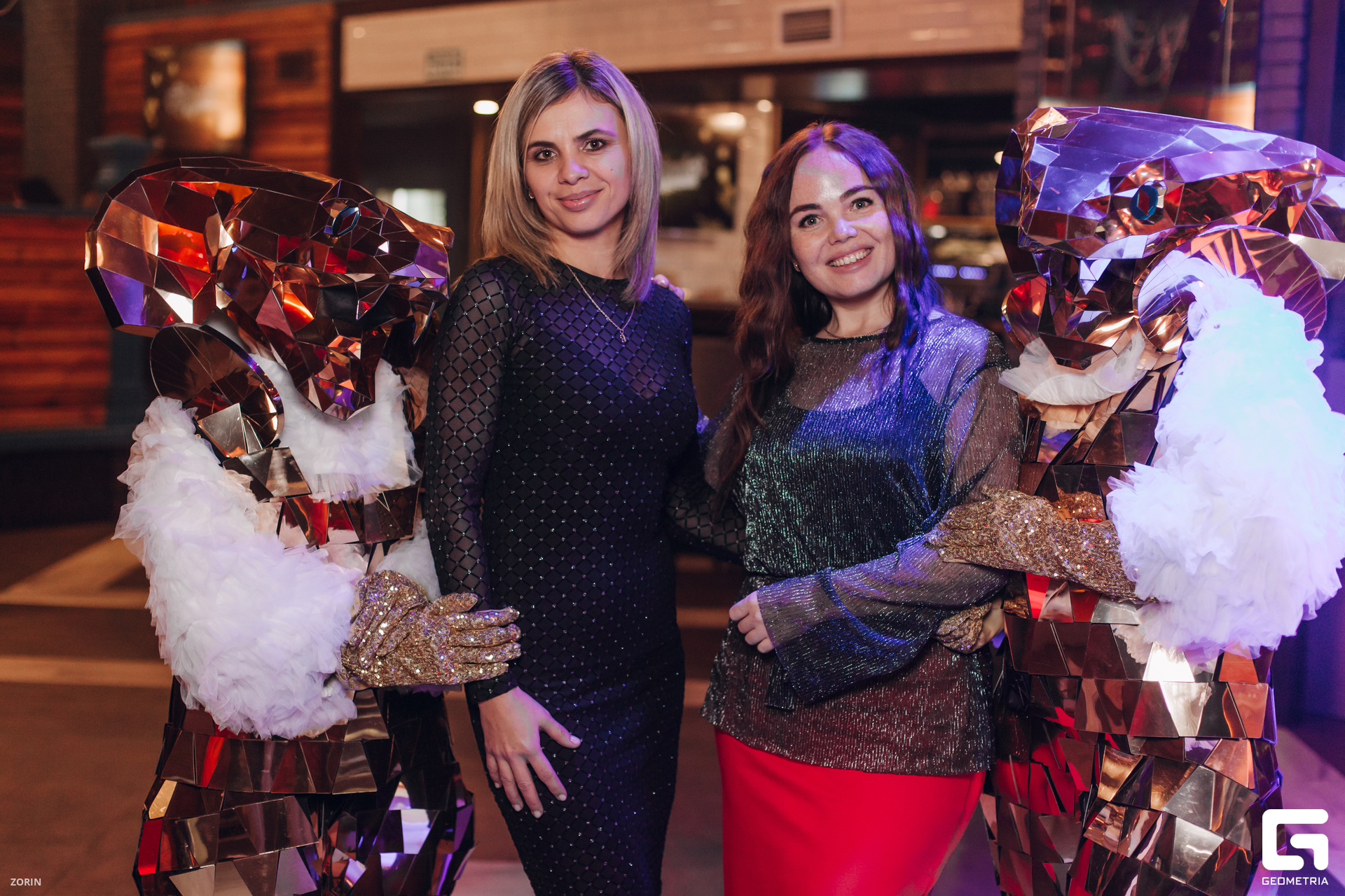 011-19-17-07-19-12-24- Zorin.jpg