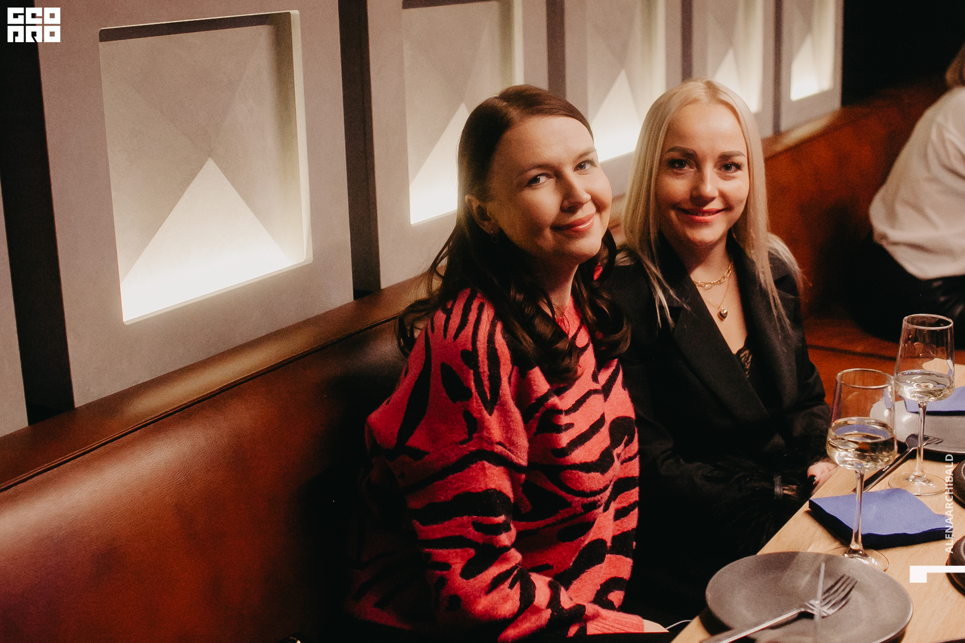 2022-11-18 20-00-27_alenaarchibald033.JPG