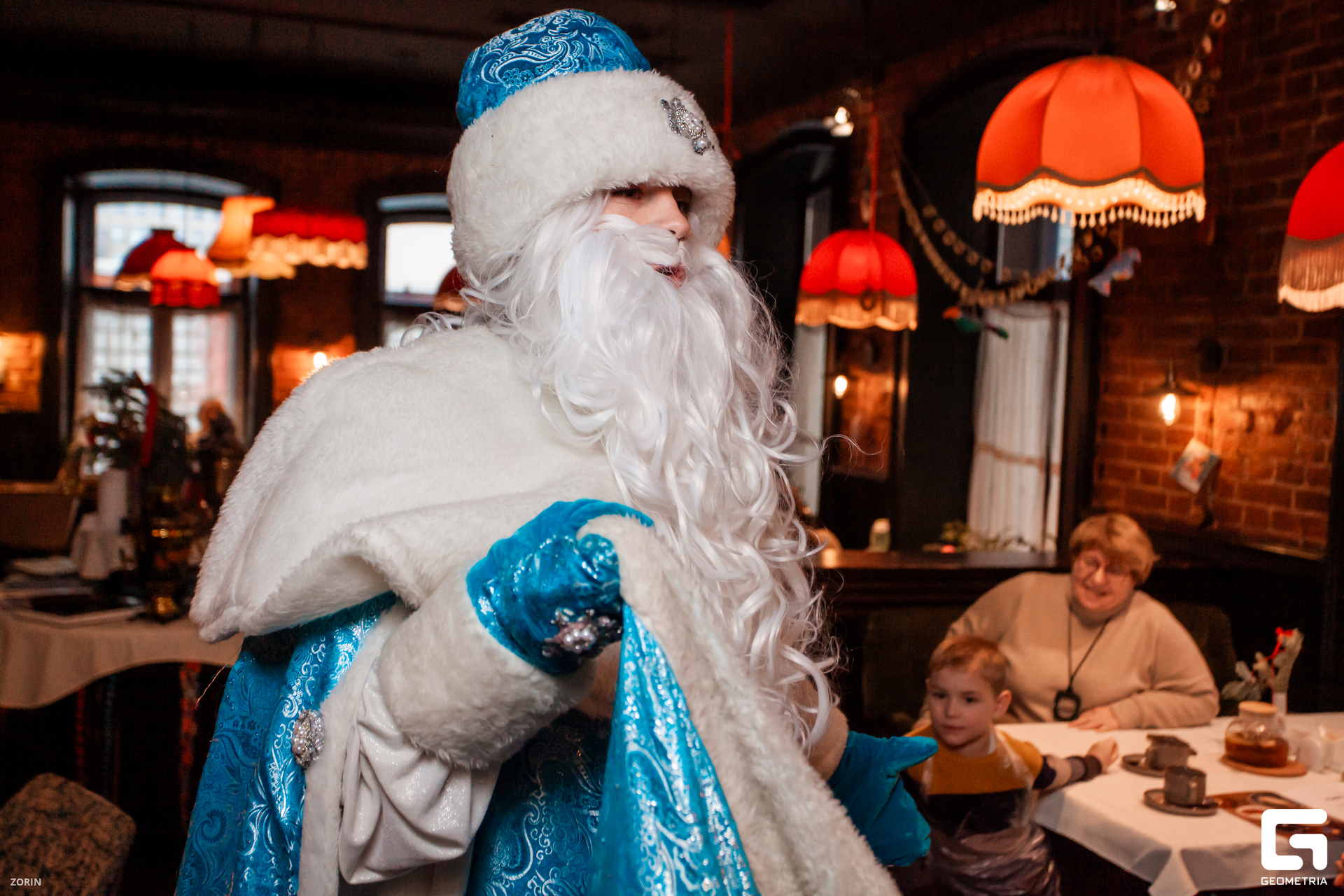 032-13-57-42-03-01-25- Zorin.jpg